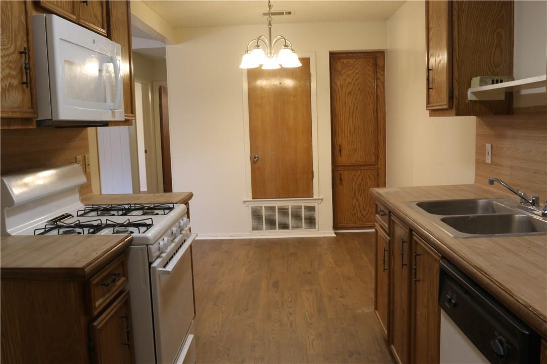 803 Kimberly St #a Property Photo 8