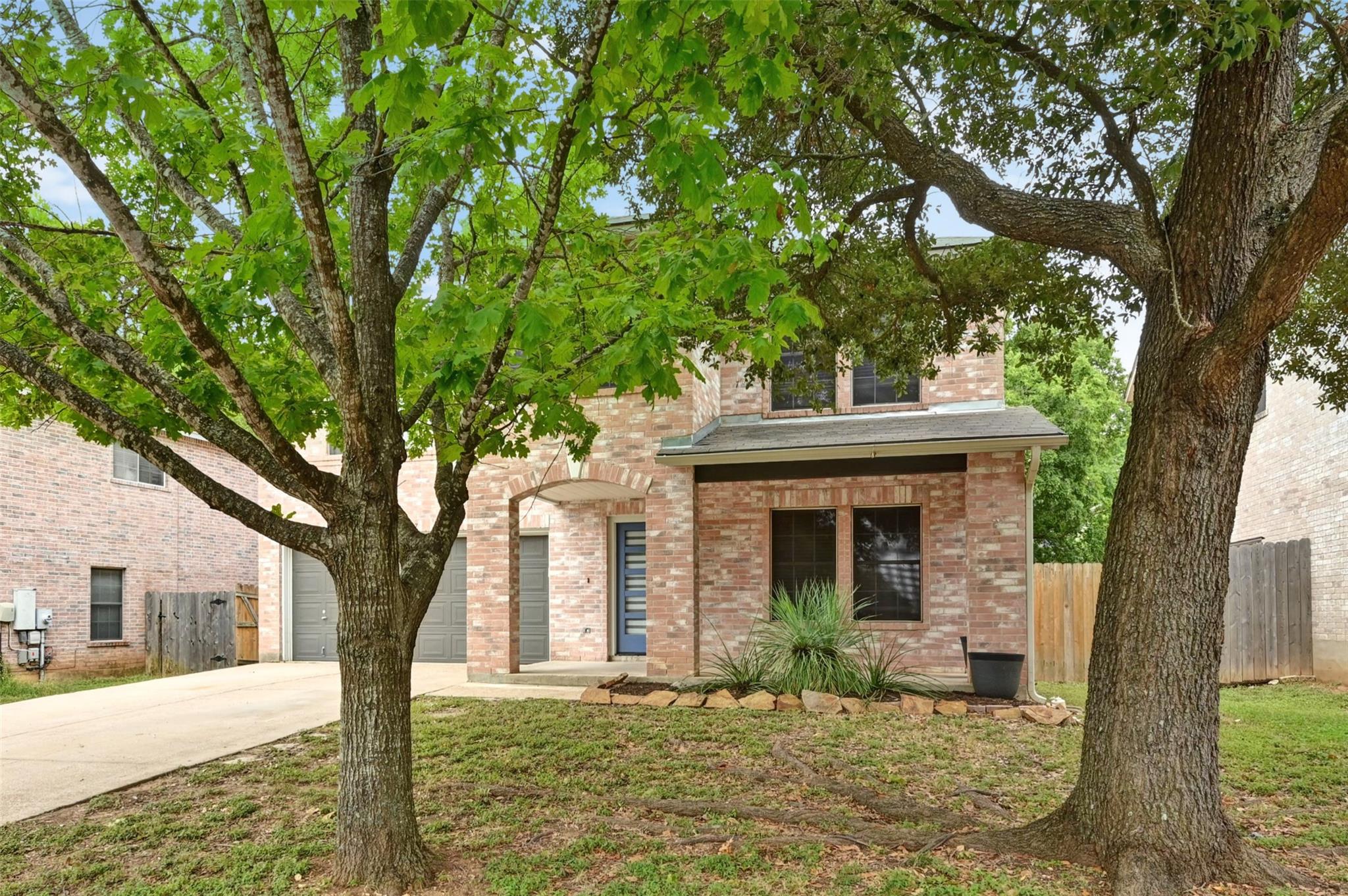 2217 Riker Ridge Trl Property Photo 2