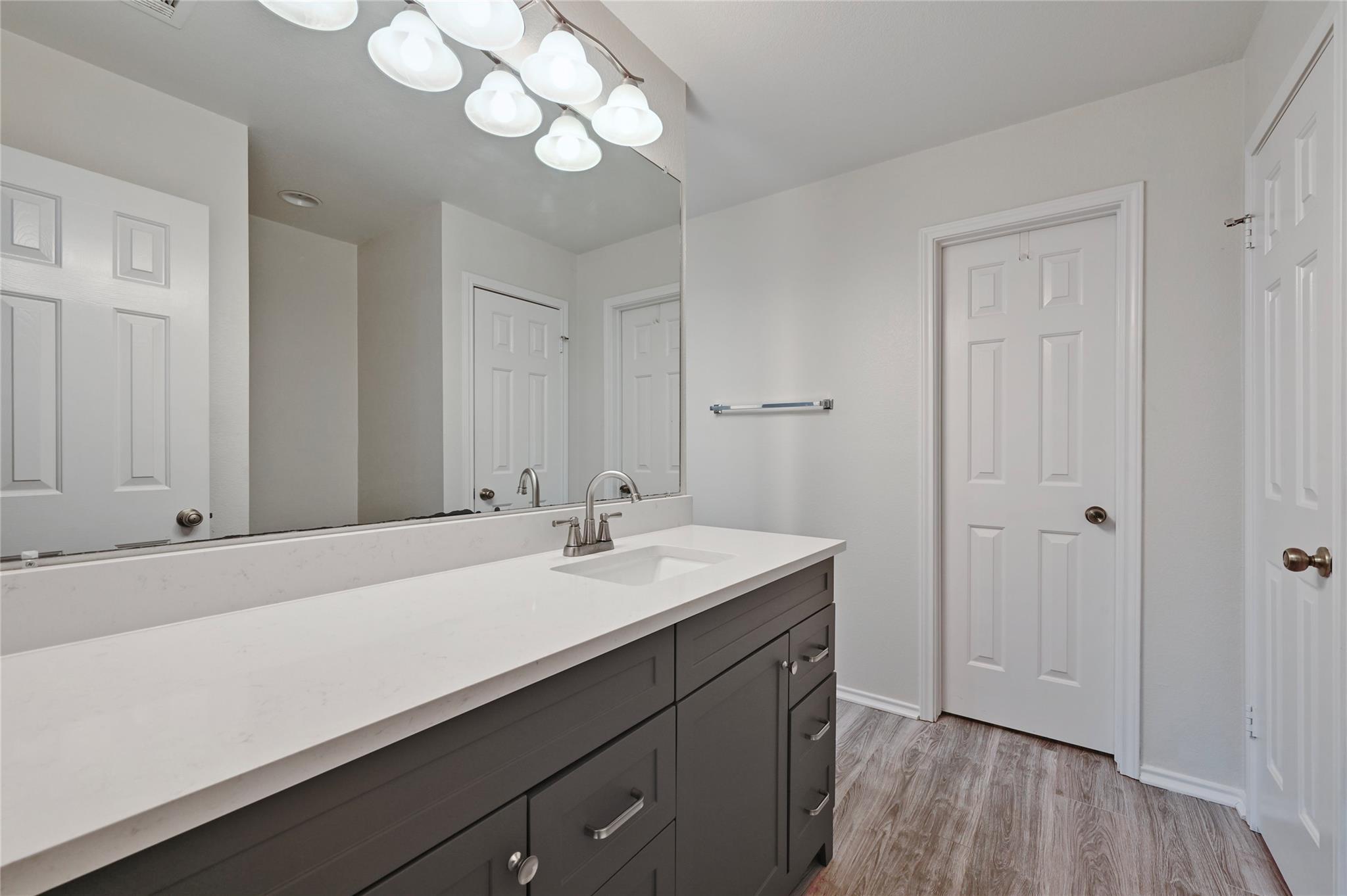 2217 Riker Ridge Trl Property Photo 20
