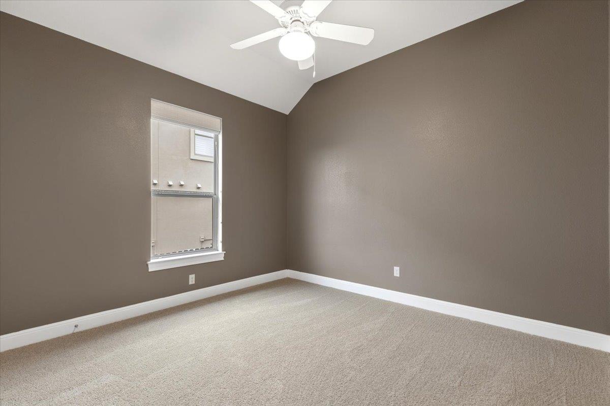4705 Gallego Cir Property Photo 26