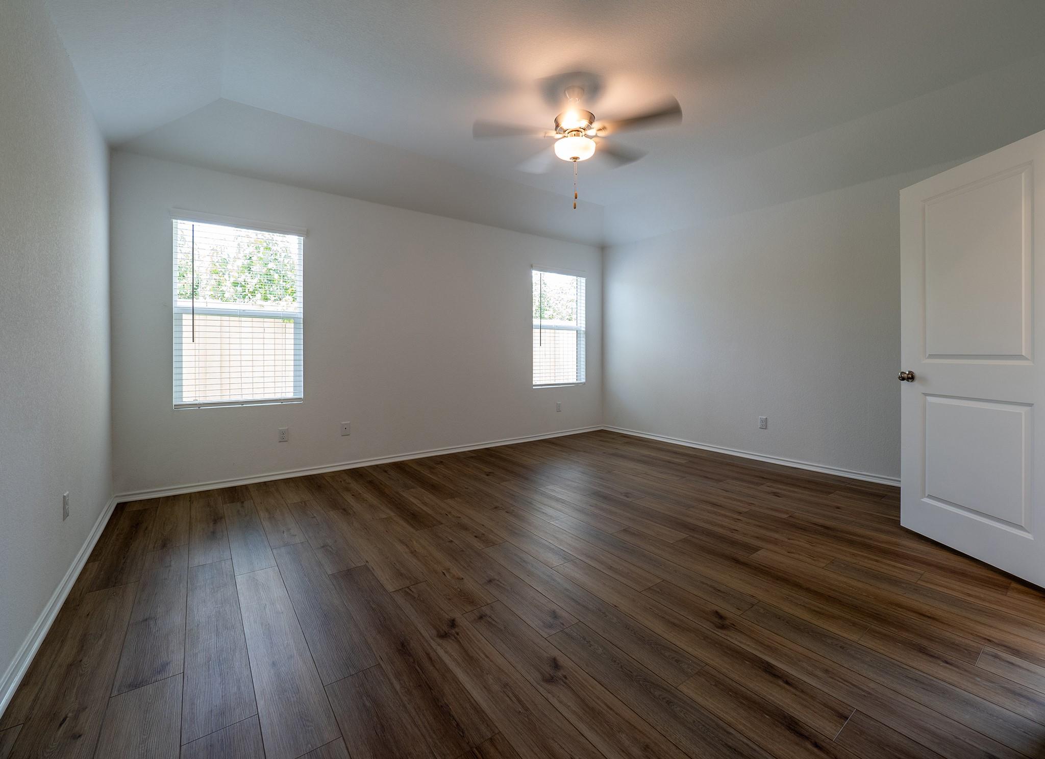 702 Silver Springs Bnd Property Photo 15