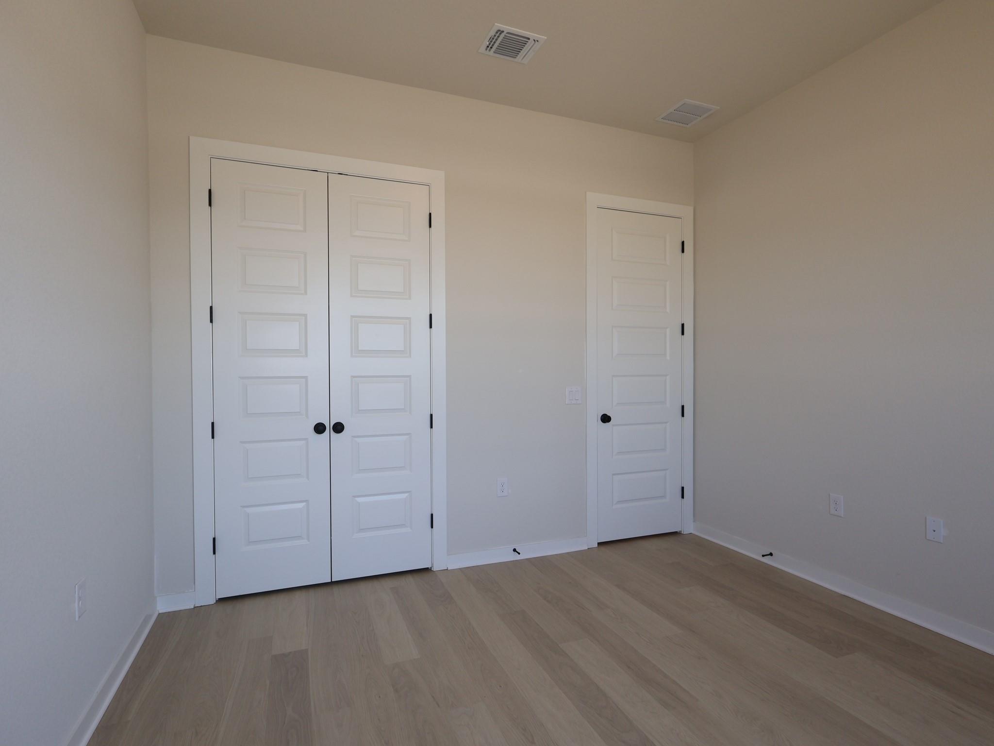 160 Champ Ave Property Photo 15
