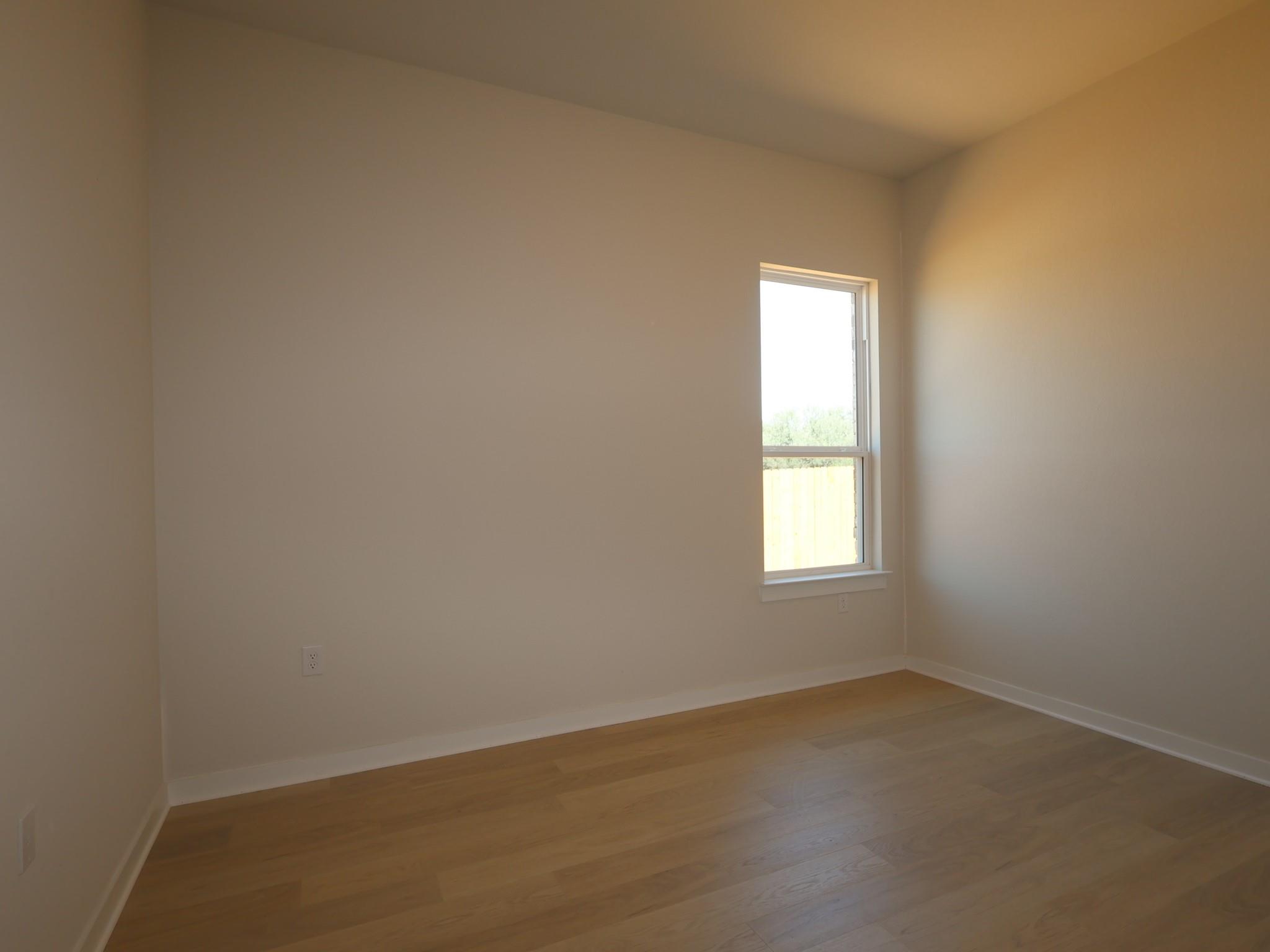 160 Champ Ave Property Photo 17