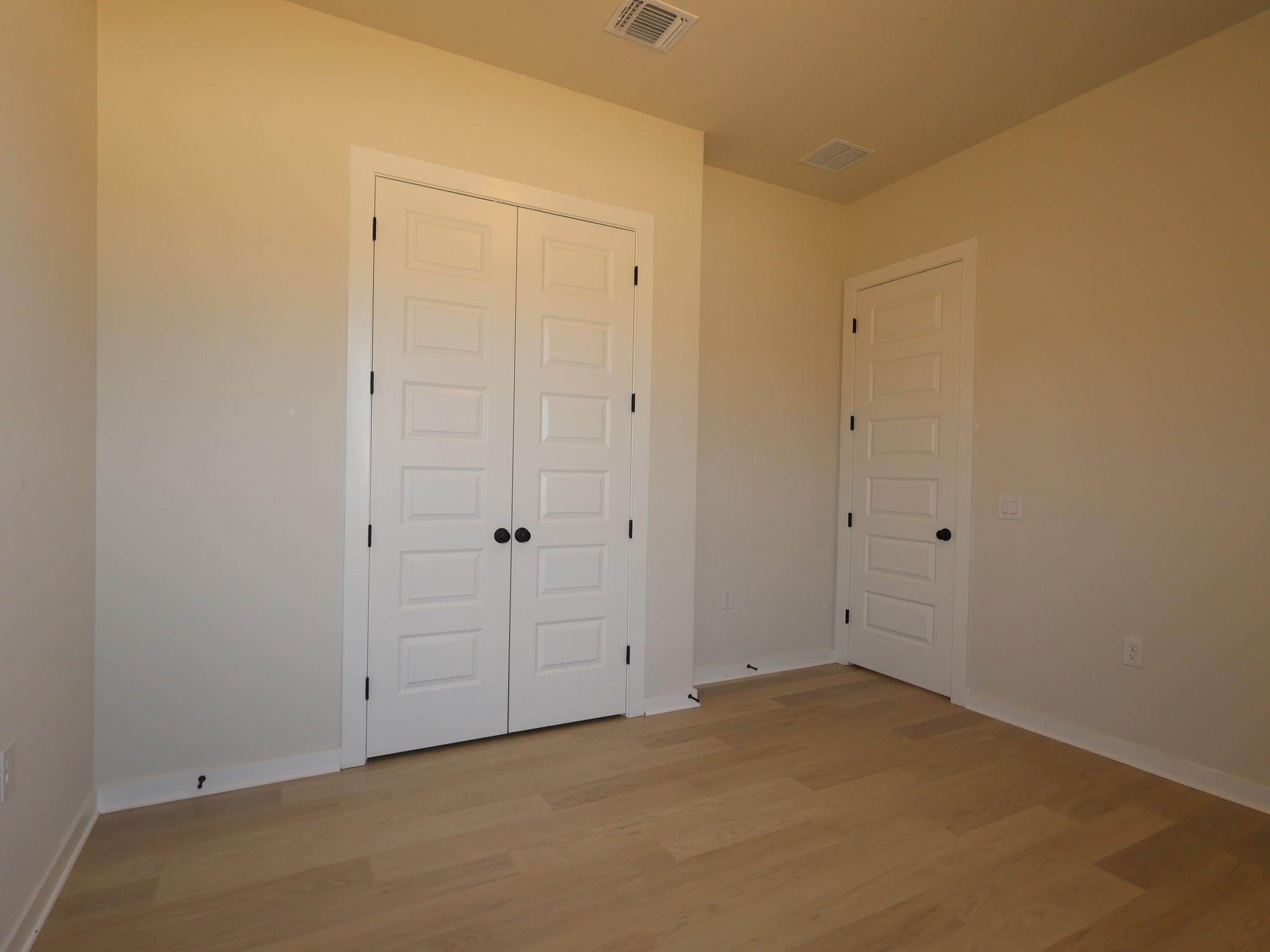 160 Champ Ave Property Photo 18