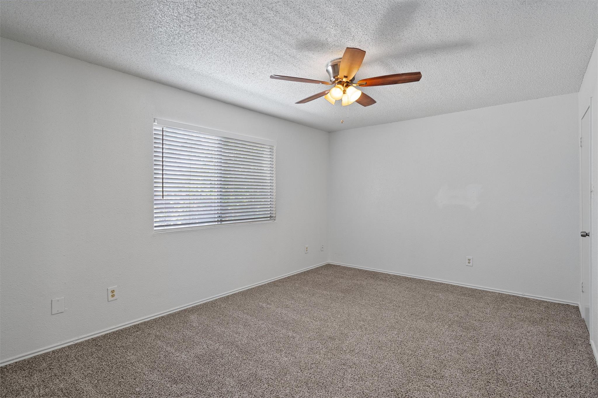 5501 Spring Meadow Rd #b Property Photo 10