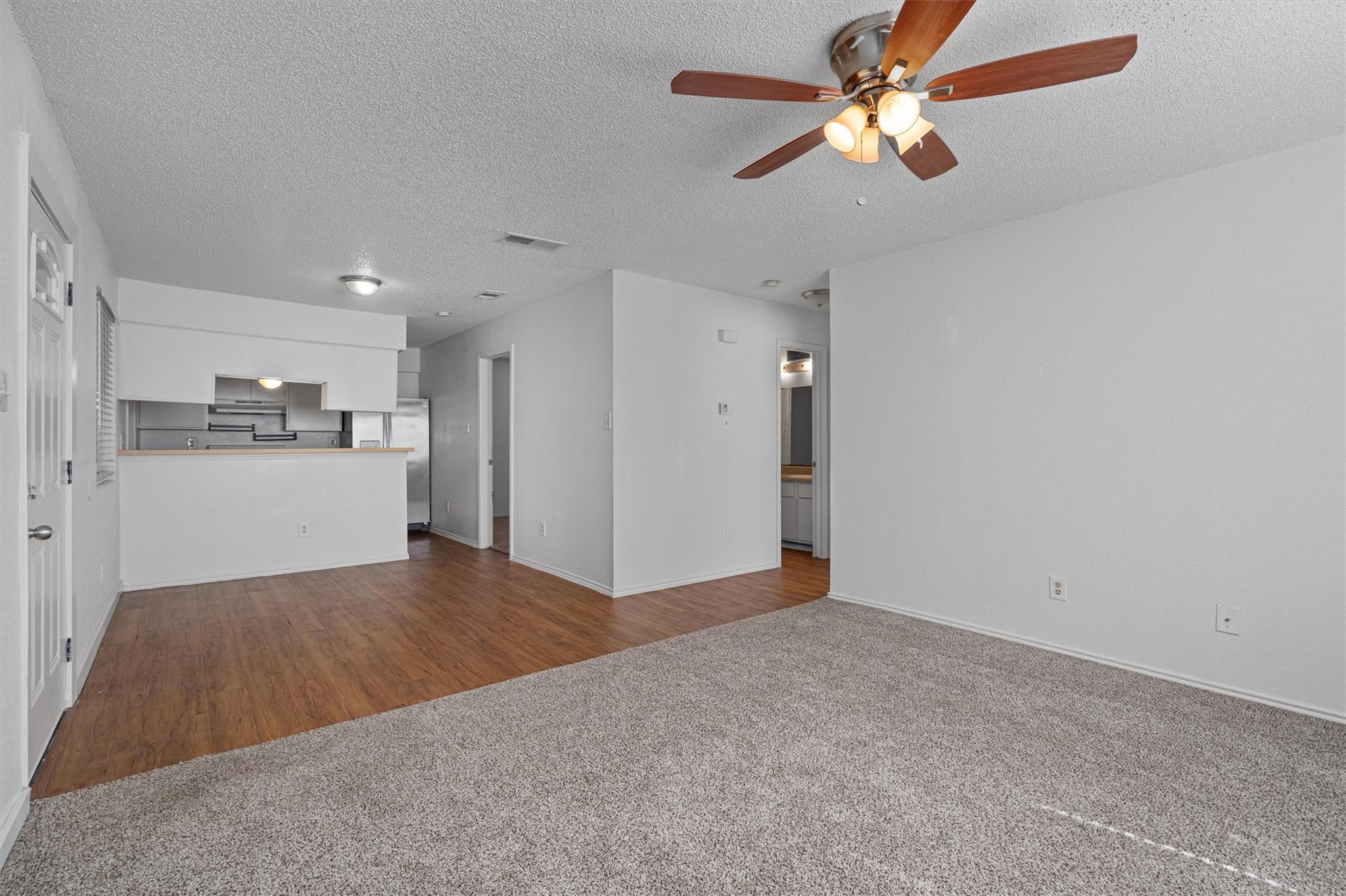 5501 Spring Meadow Rd #b Property Photo 13