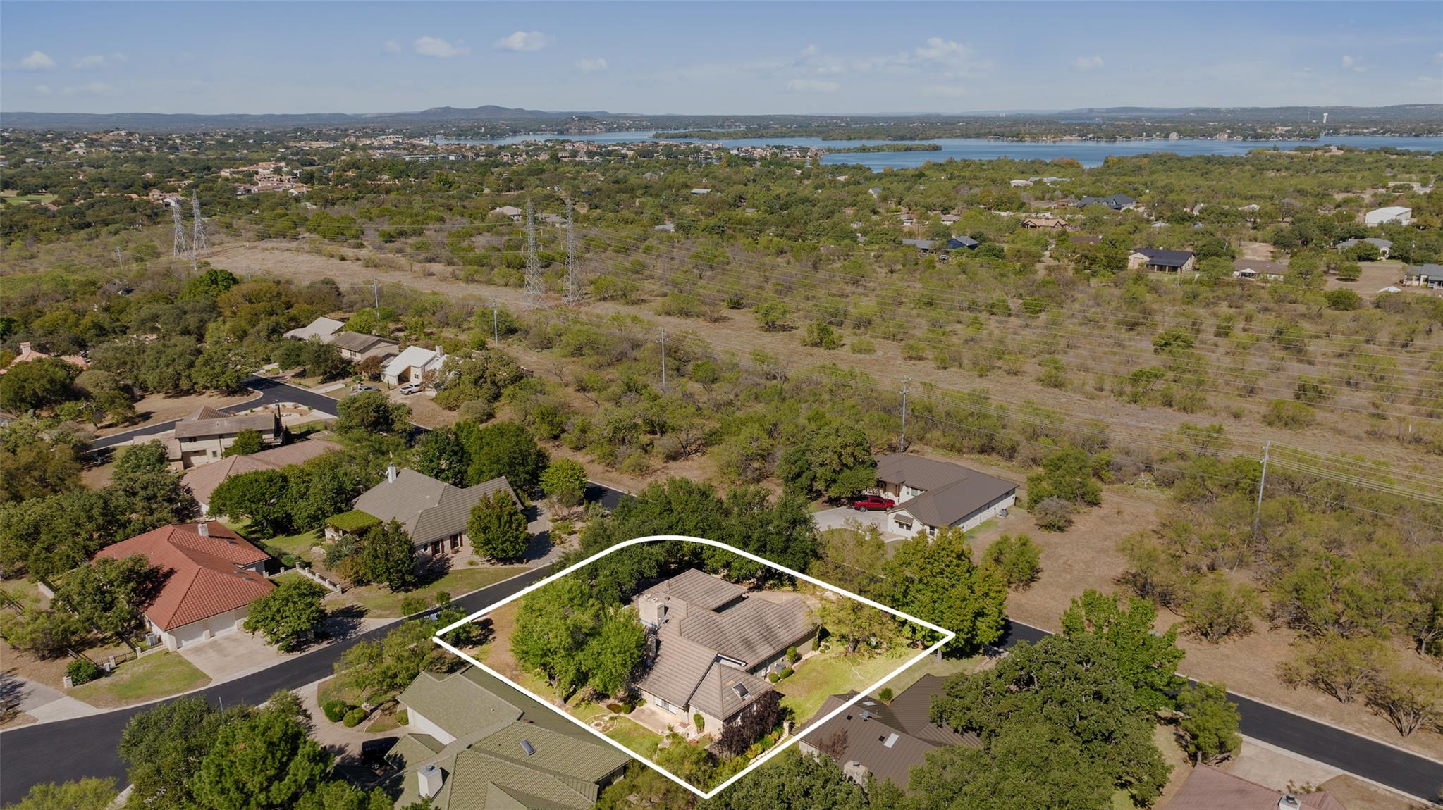 1322 Hi Cir N Property Photo 4