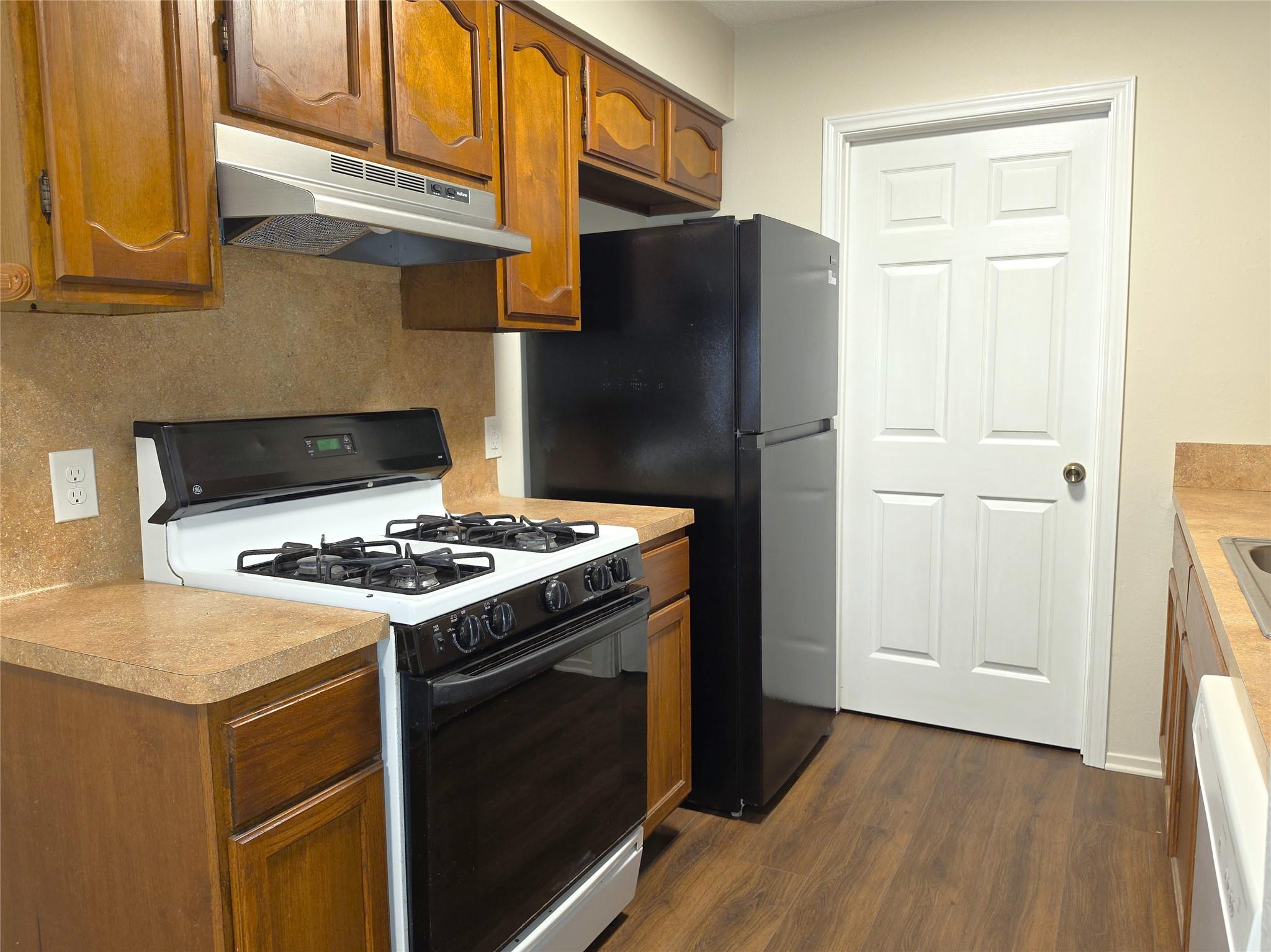 11314 Walnut Ridge Dr #b Property Photo 8