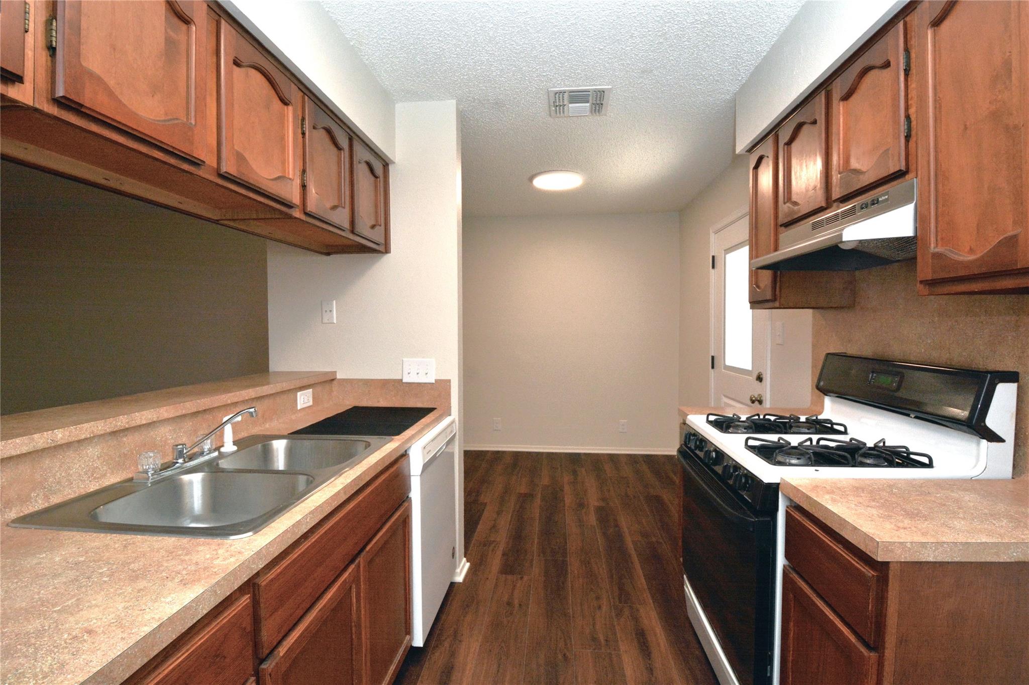 11314 Walnut Ridge Dr #b Property Photo 10
