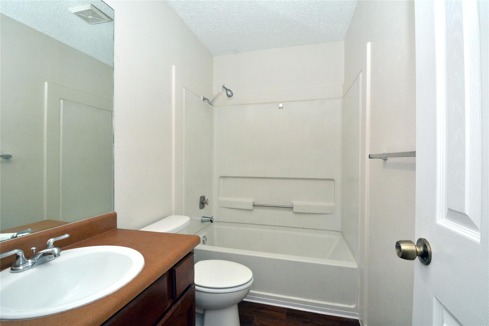11314 Walnut Ridge Dr #b Property Photo 18