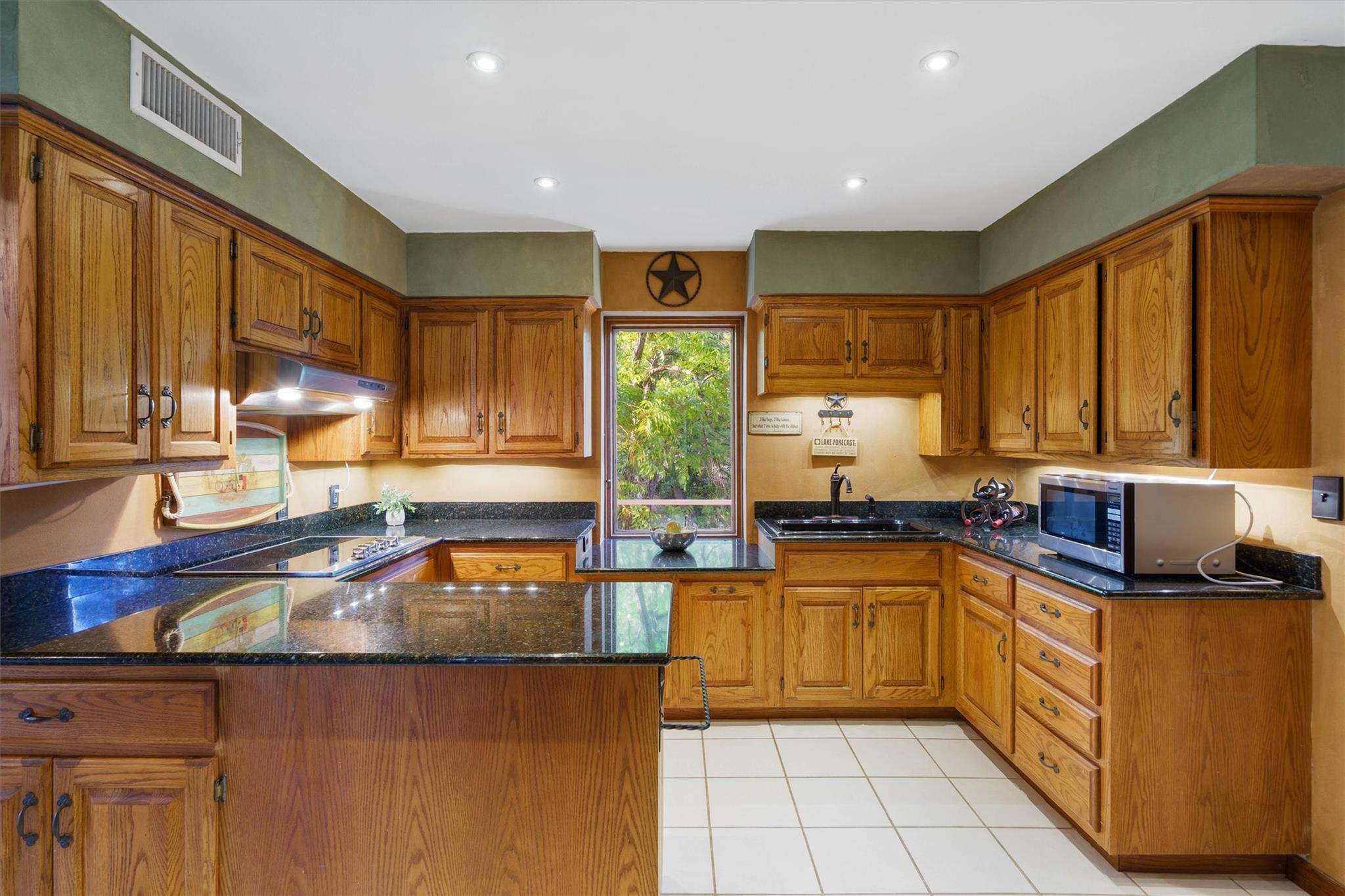 3101 Drapers Cv Property Photo 18
