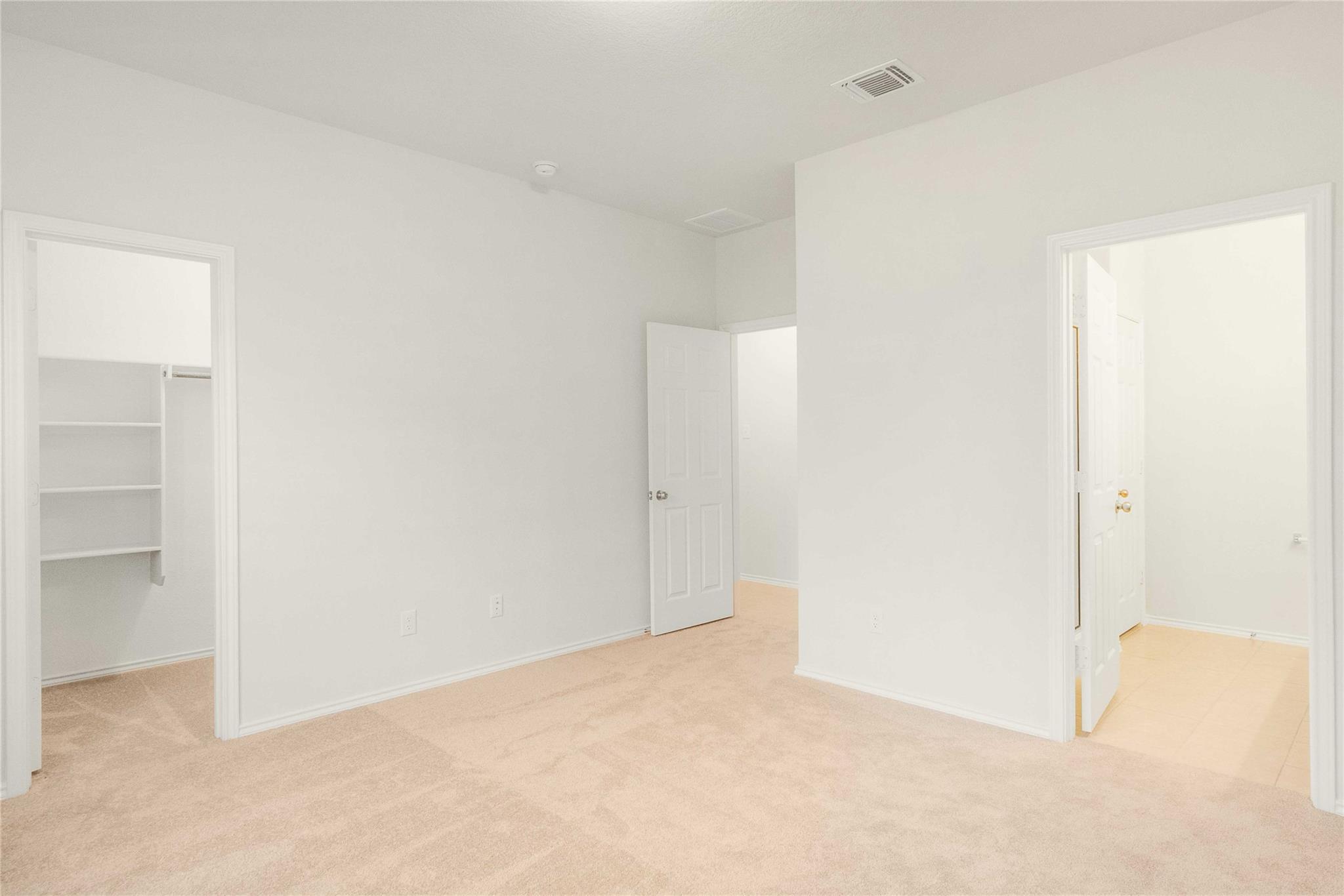 208 Kildeer Pass Property Photo 13