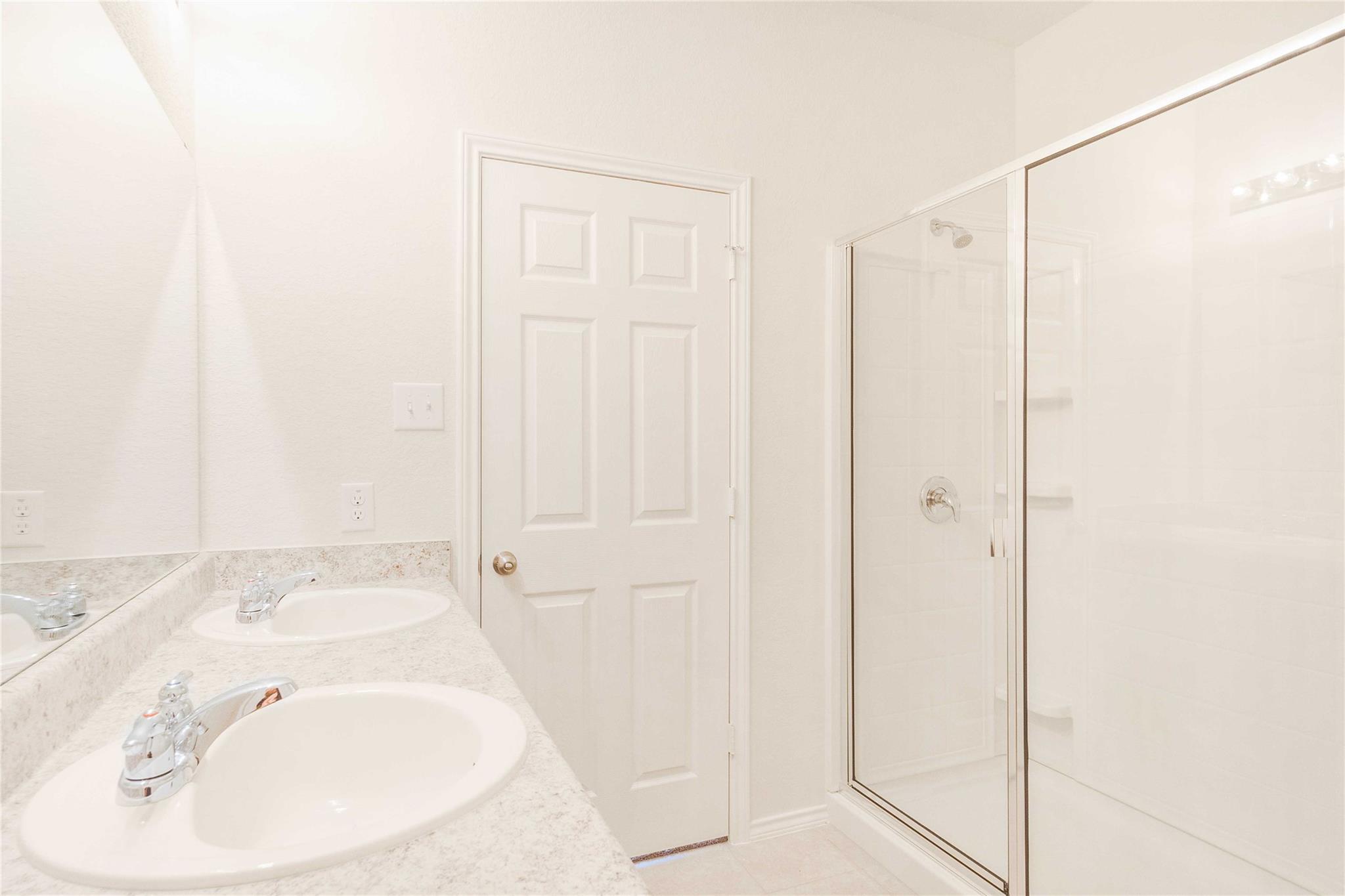 208 Kildeer Pass Property Photo 16