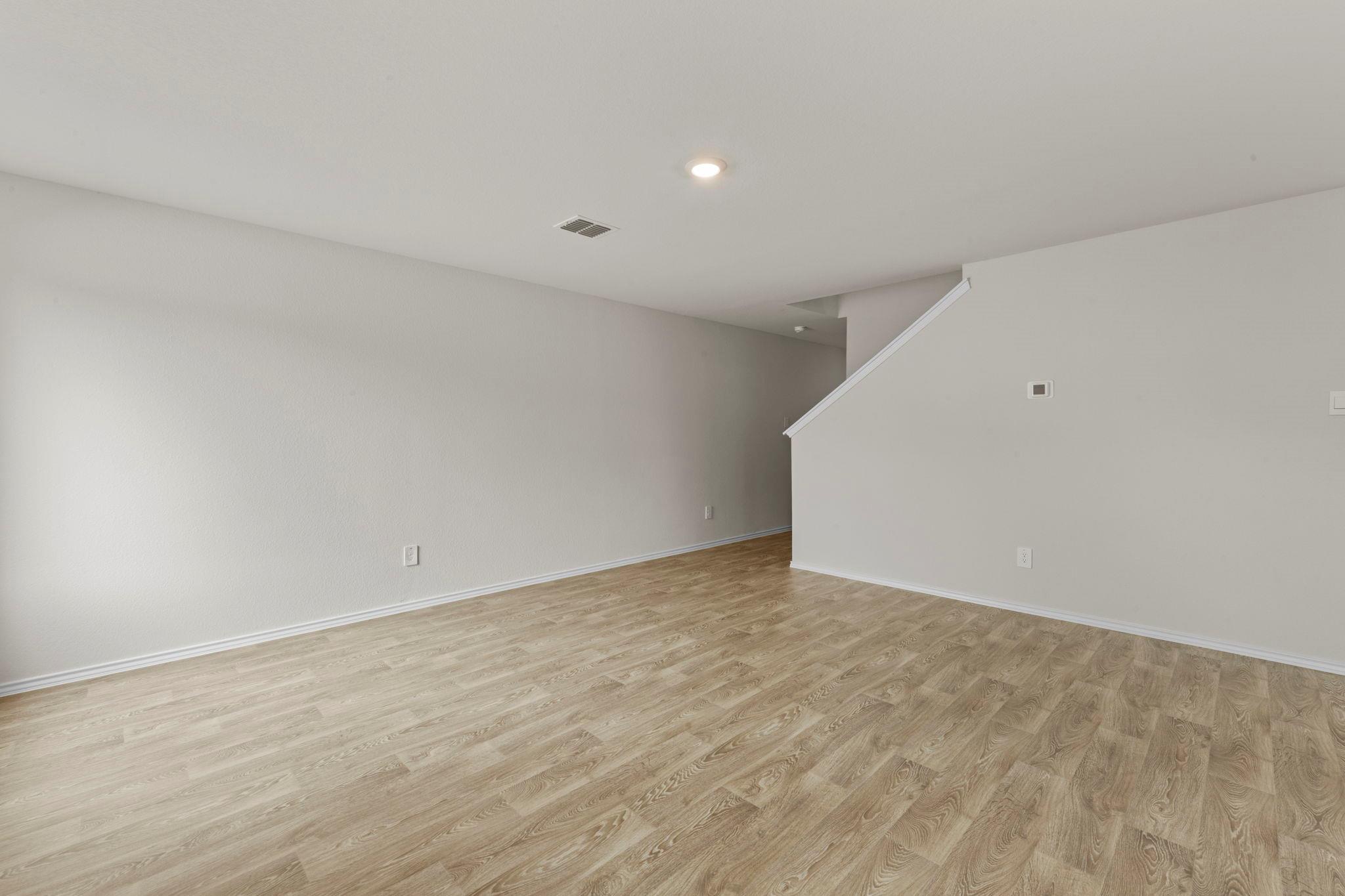 441 Low Pasture Trl Property Photo 5