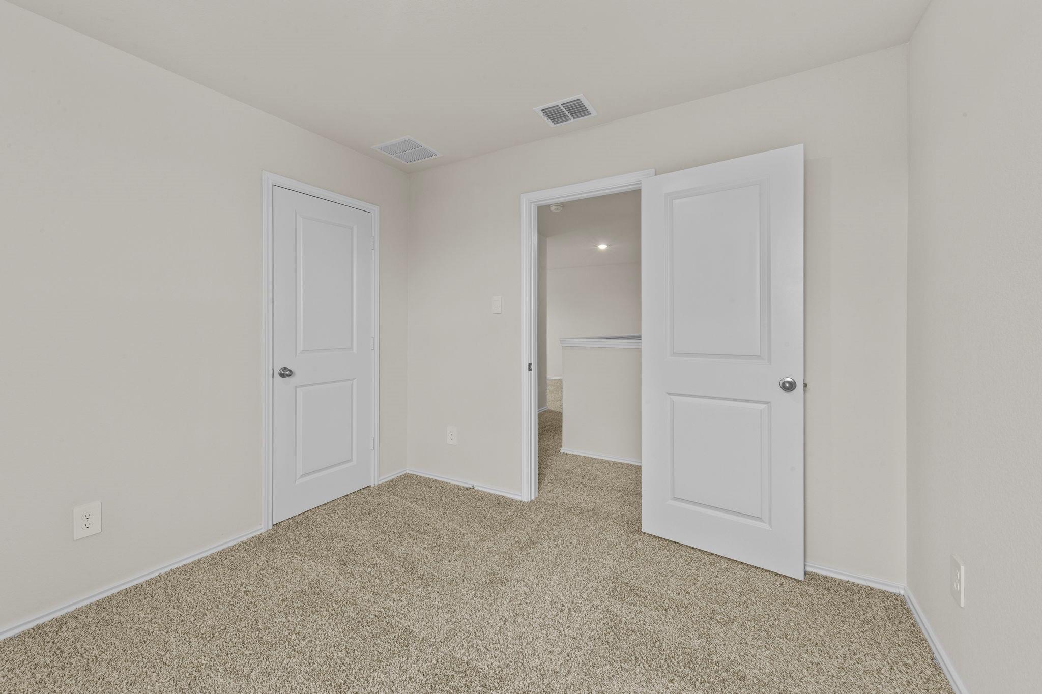 441 Low Pasture Trl Property Photo 28