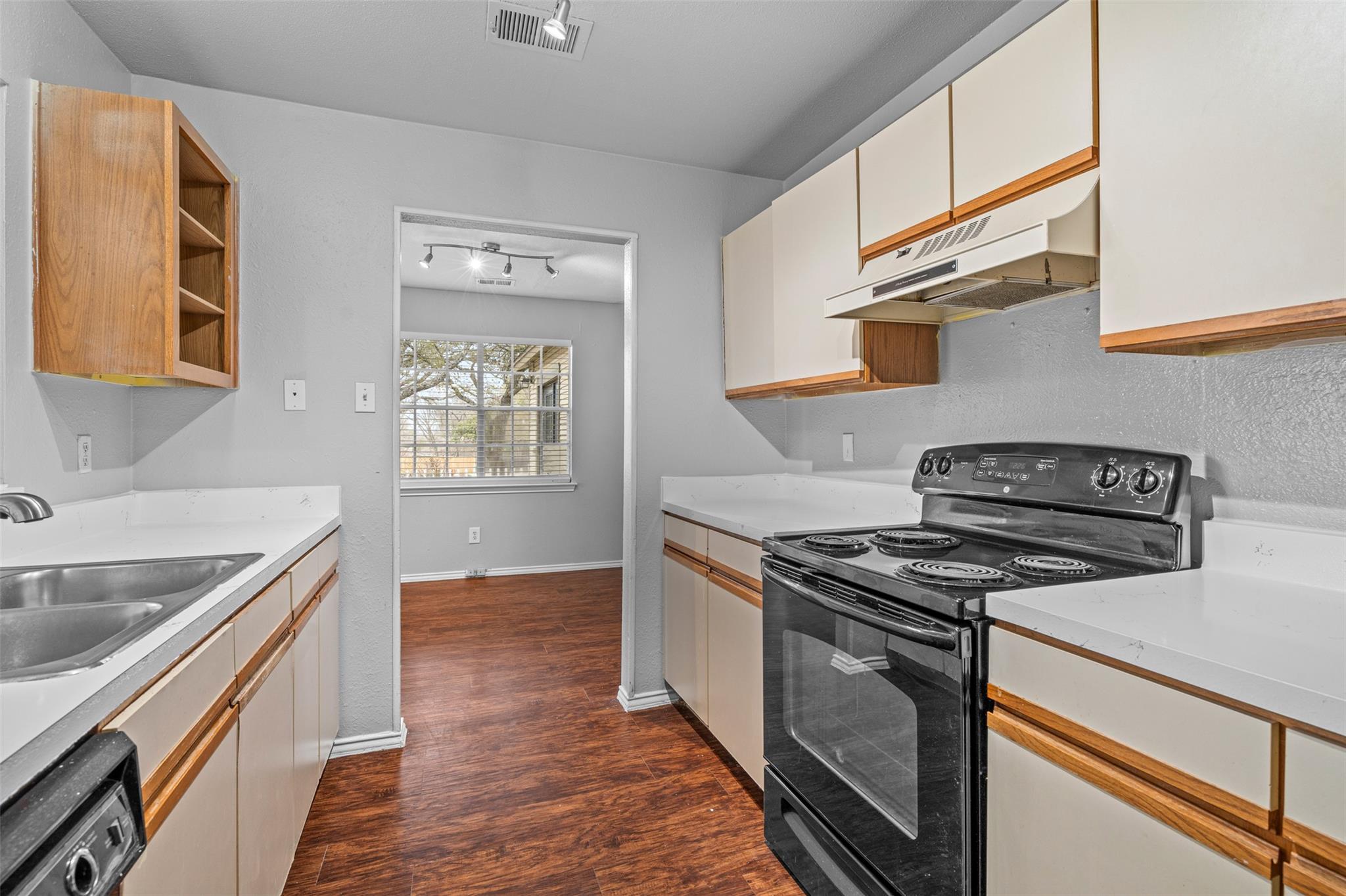 1845 River Crossing Cir A Property Photo 15