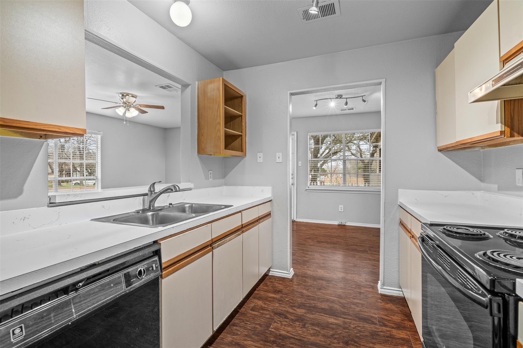 1845 River Crossing Cir A Property Photo 16