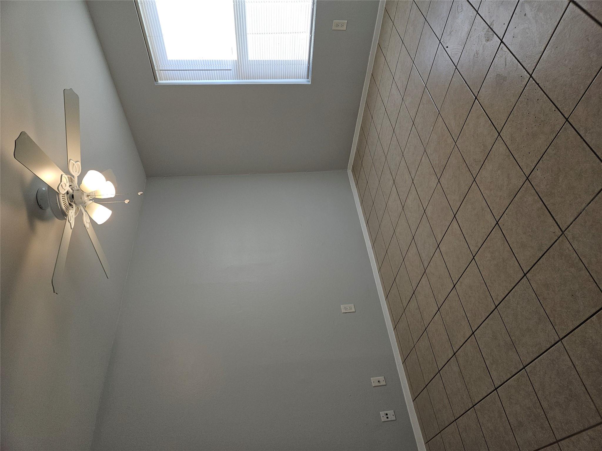 107 E Boyce St A Property Photo