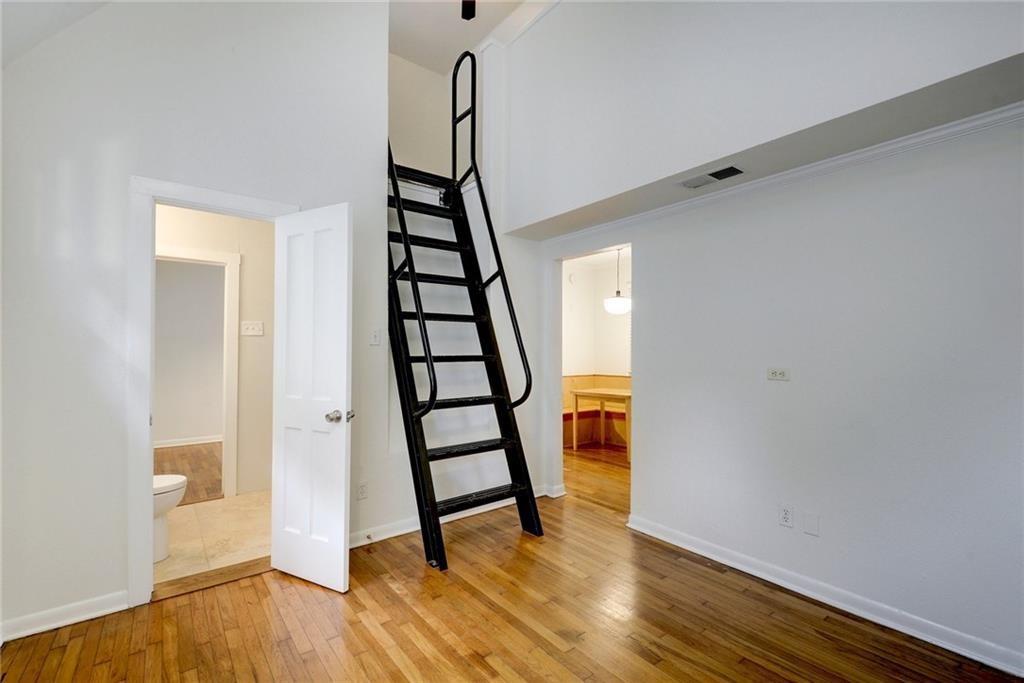 1110 W 22nd St #13a Property Photo 1