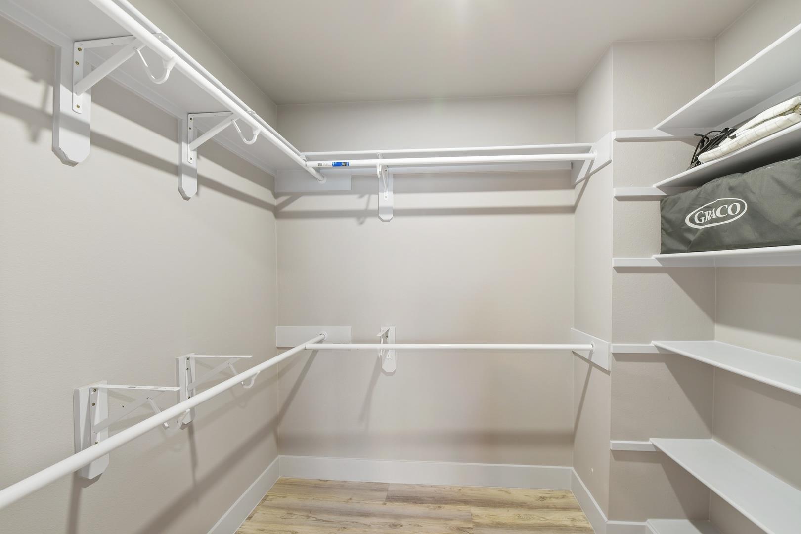 24700 Whitney Dr #b Property Photo 23