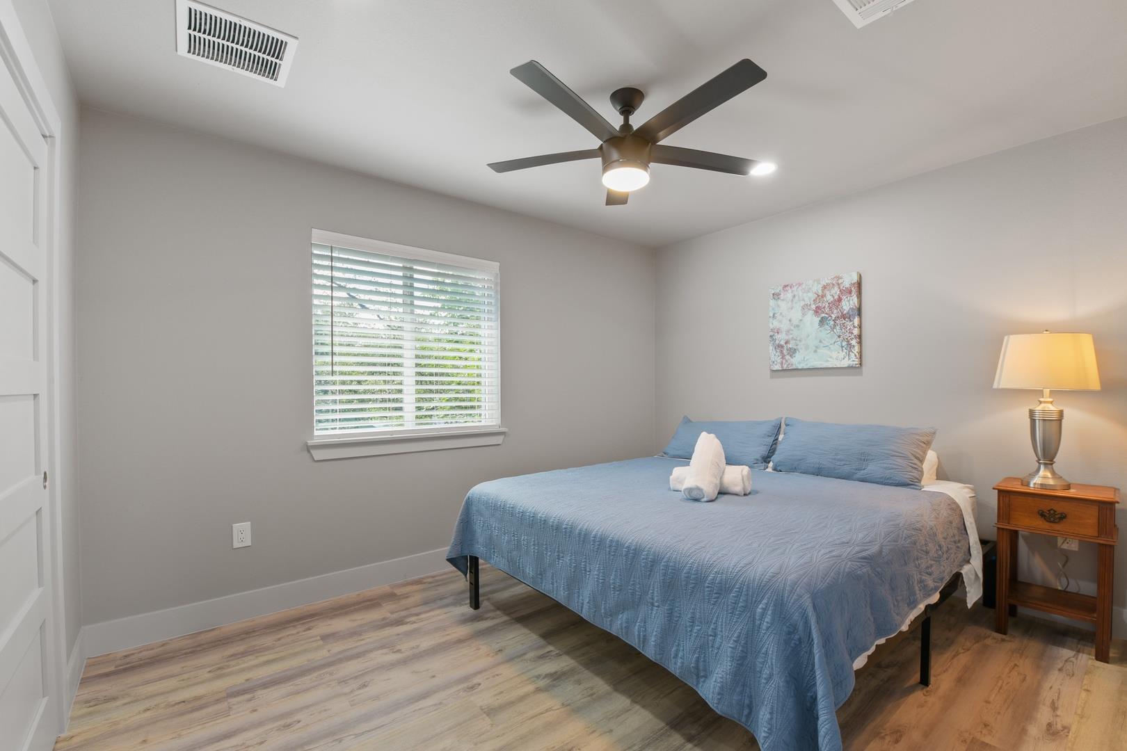 24700 Whitney Dr #b Property Photo 24