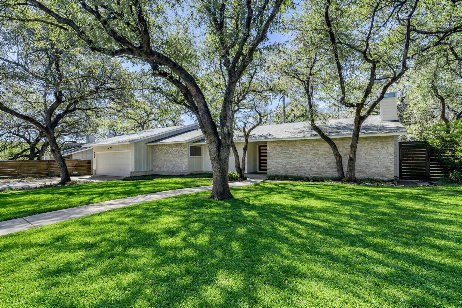 8126 Ceberry Dr Property Photo 1