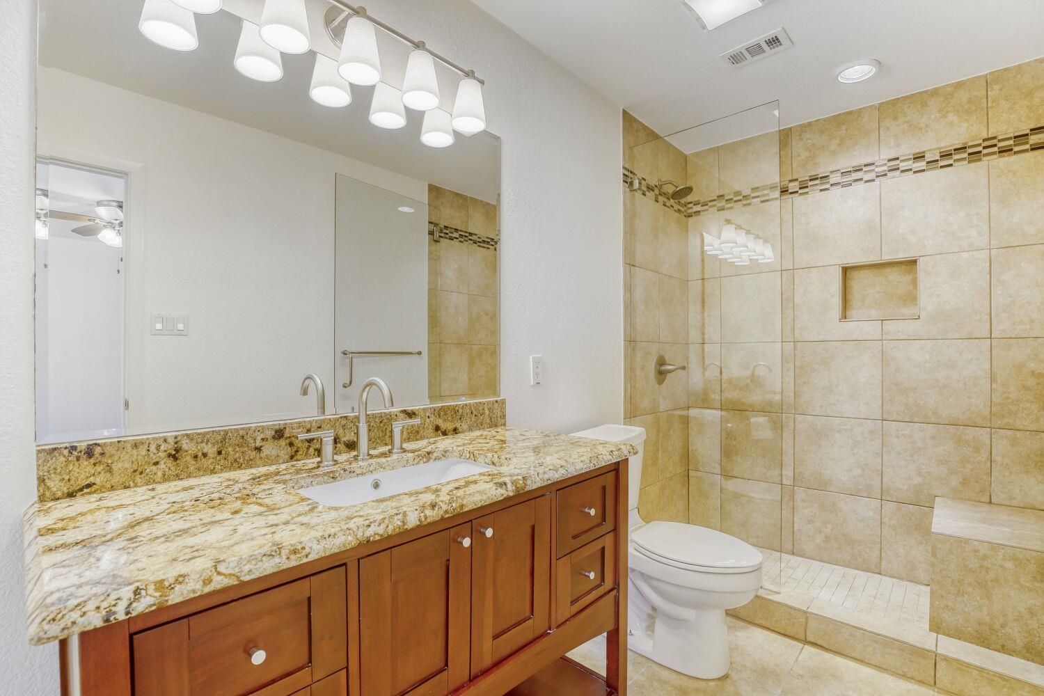 8126 Ceberry Dr Property Photo 15