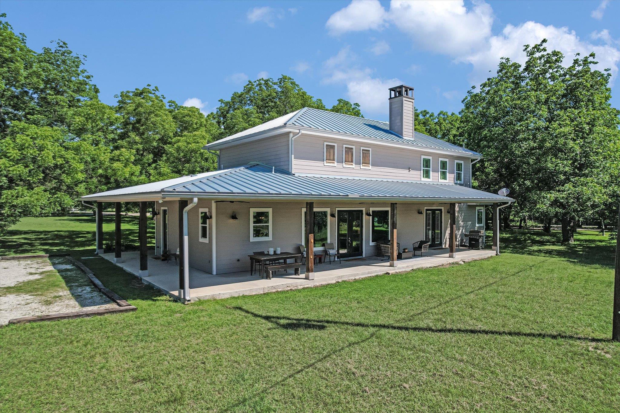 2700 Flite Acres Rd Property Photo