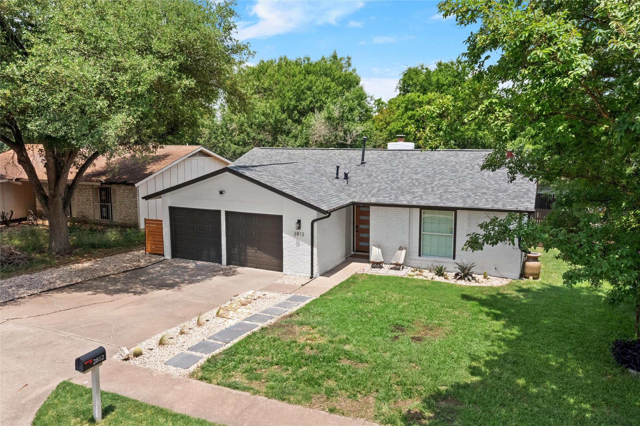 2812 Sissinghurst Dr Property Photo