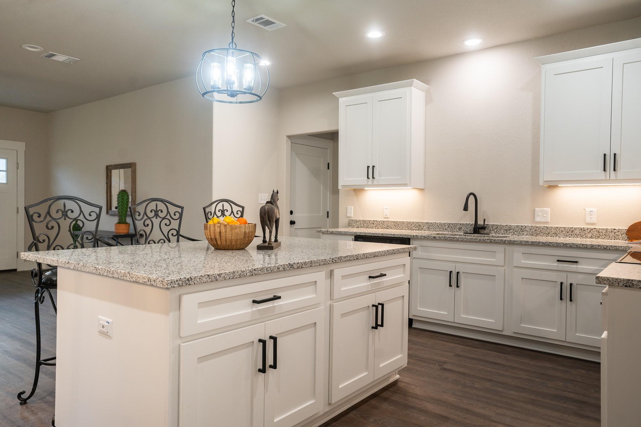 306 String Prairie Way Property Photo 9