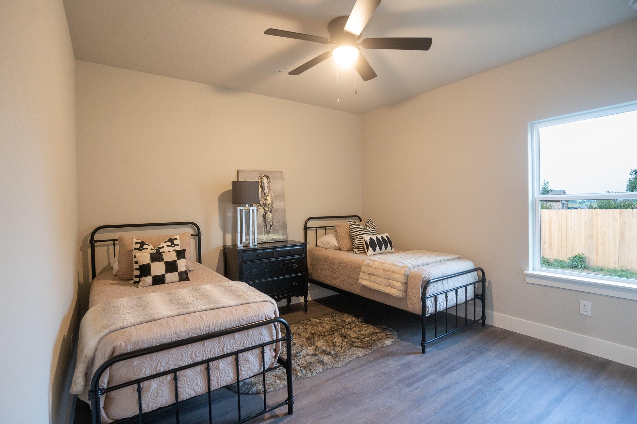 306 String Prairie Way Property Photo 16