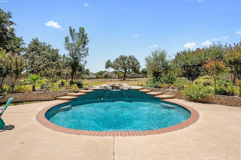 1207 Lakeway Dr Property Photo 34