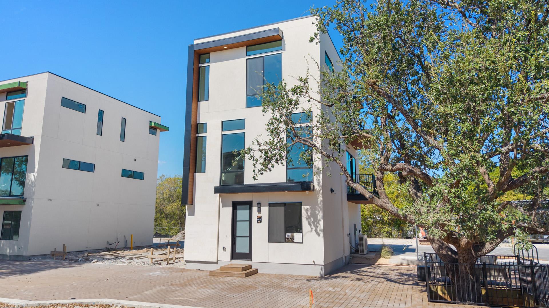 10828 Desert Trl Property Photo 1