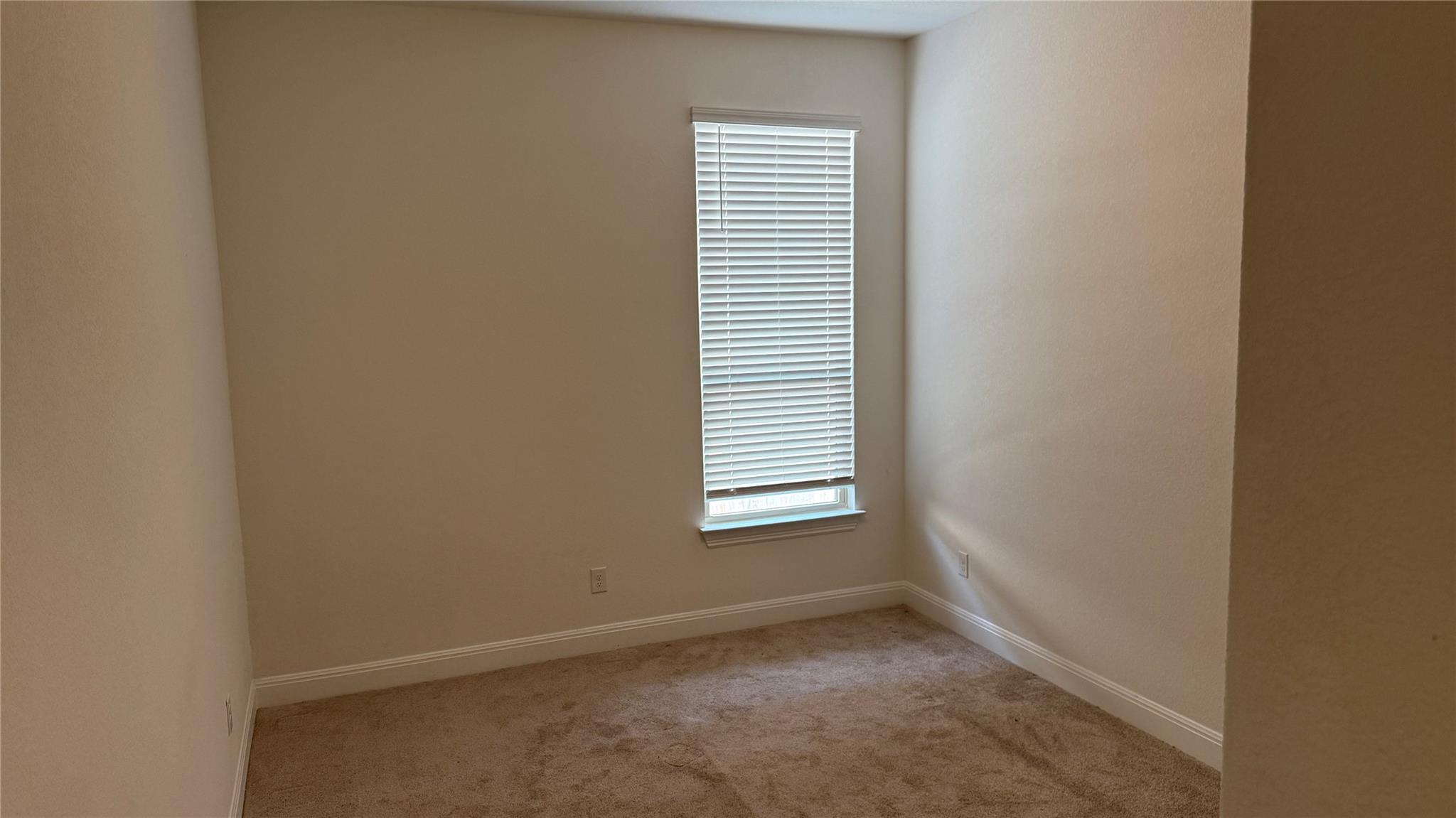 352 Olympic Park Dr Property Photo 18