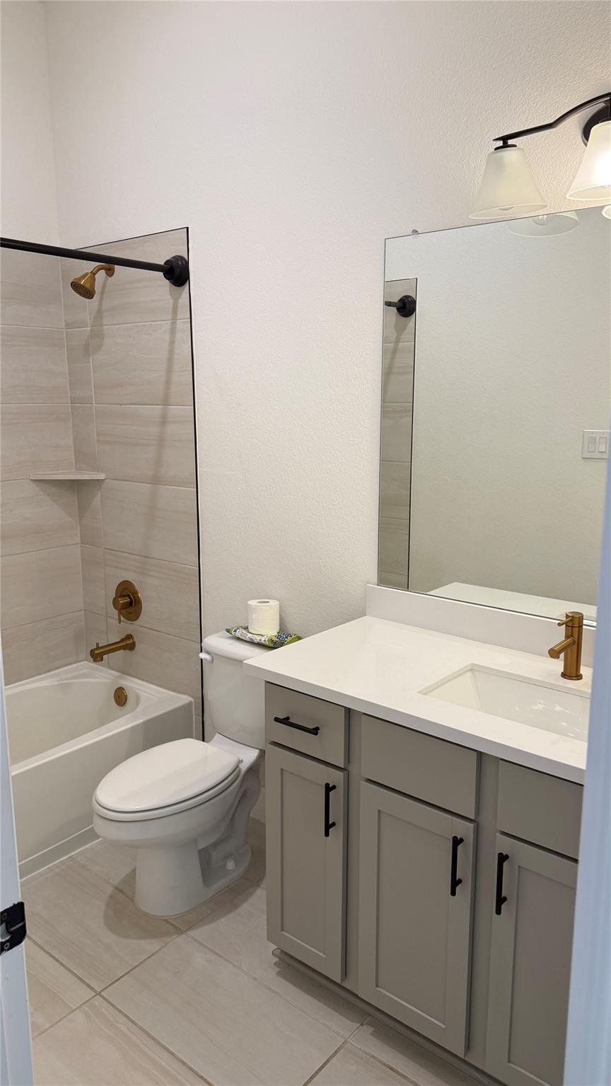 352 Olympic Park Dr Property Photo 21