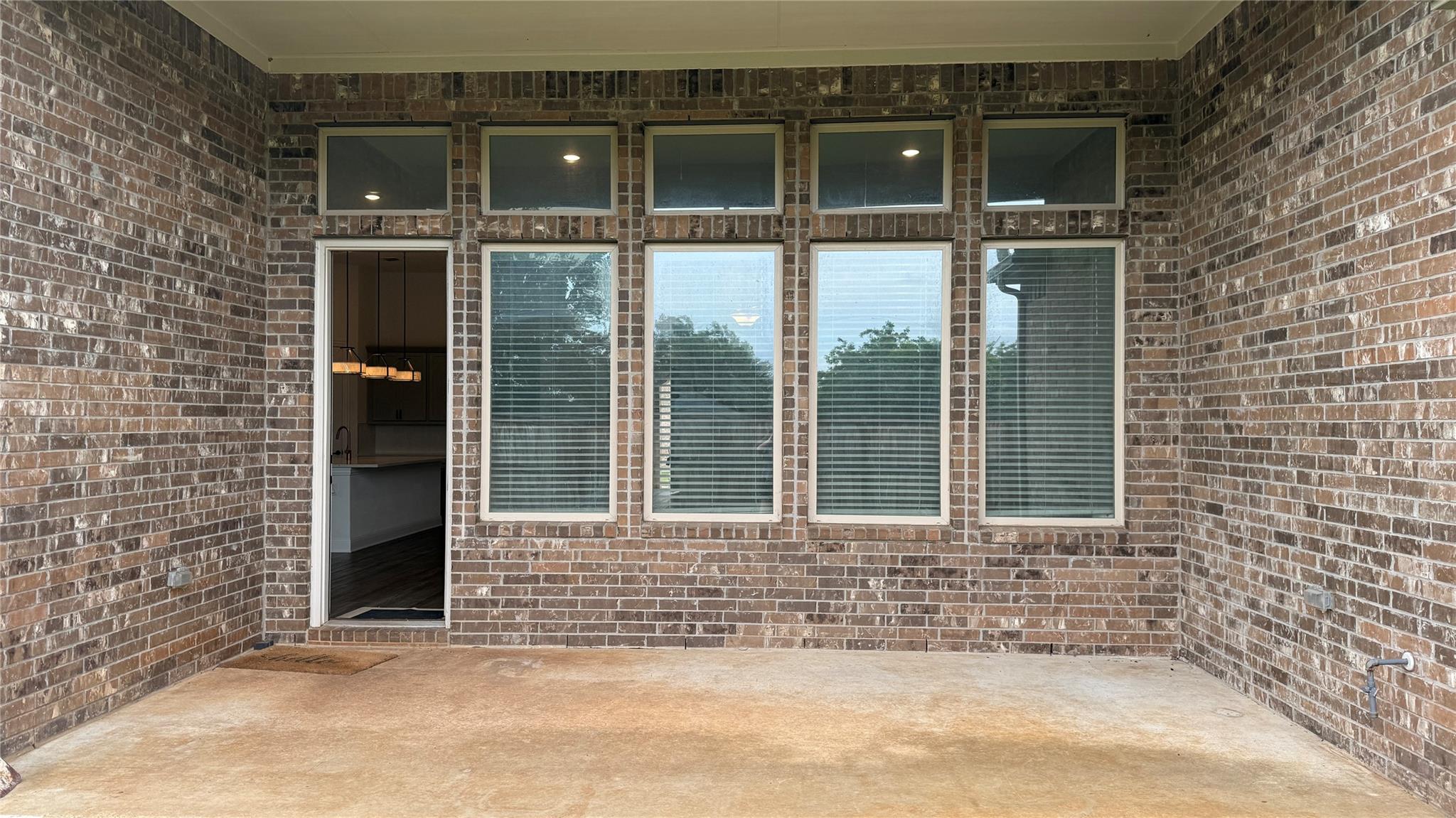 352 Olympic Park Dr Property Photo 26