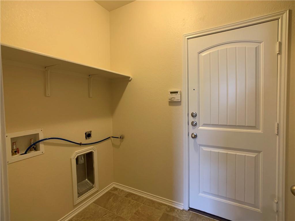 133 Gina Dr Property Photo 8