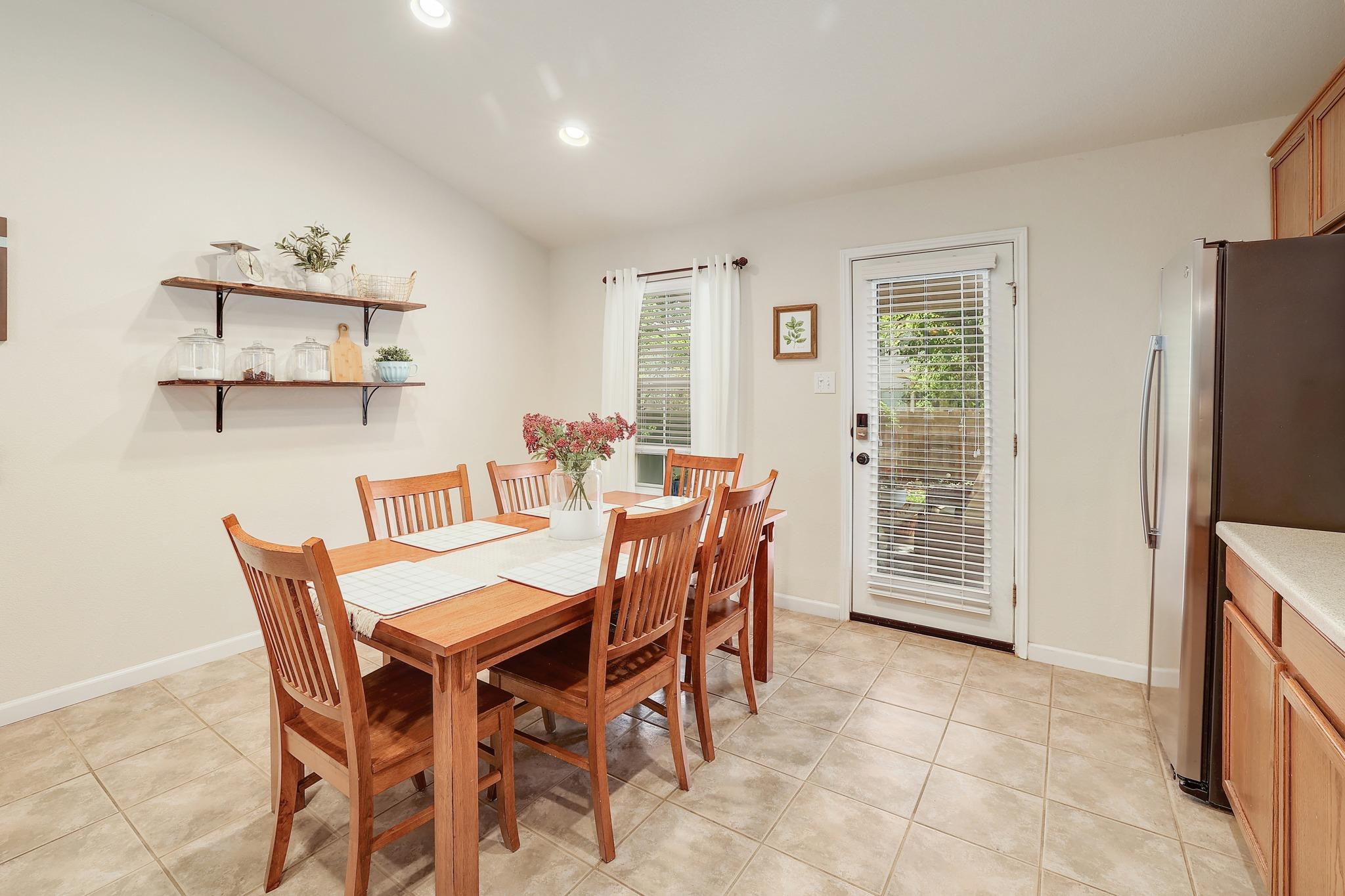 1320 Alpine Mountain Dr Property Photo 8