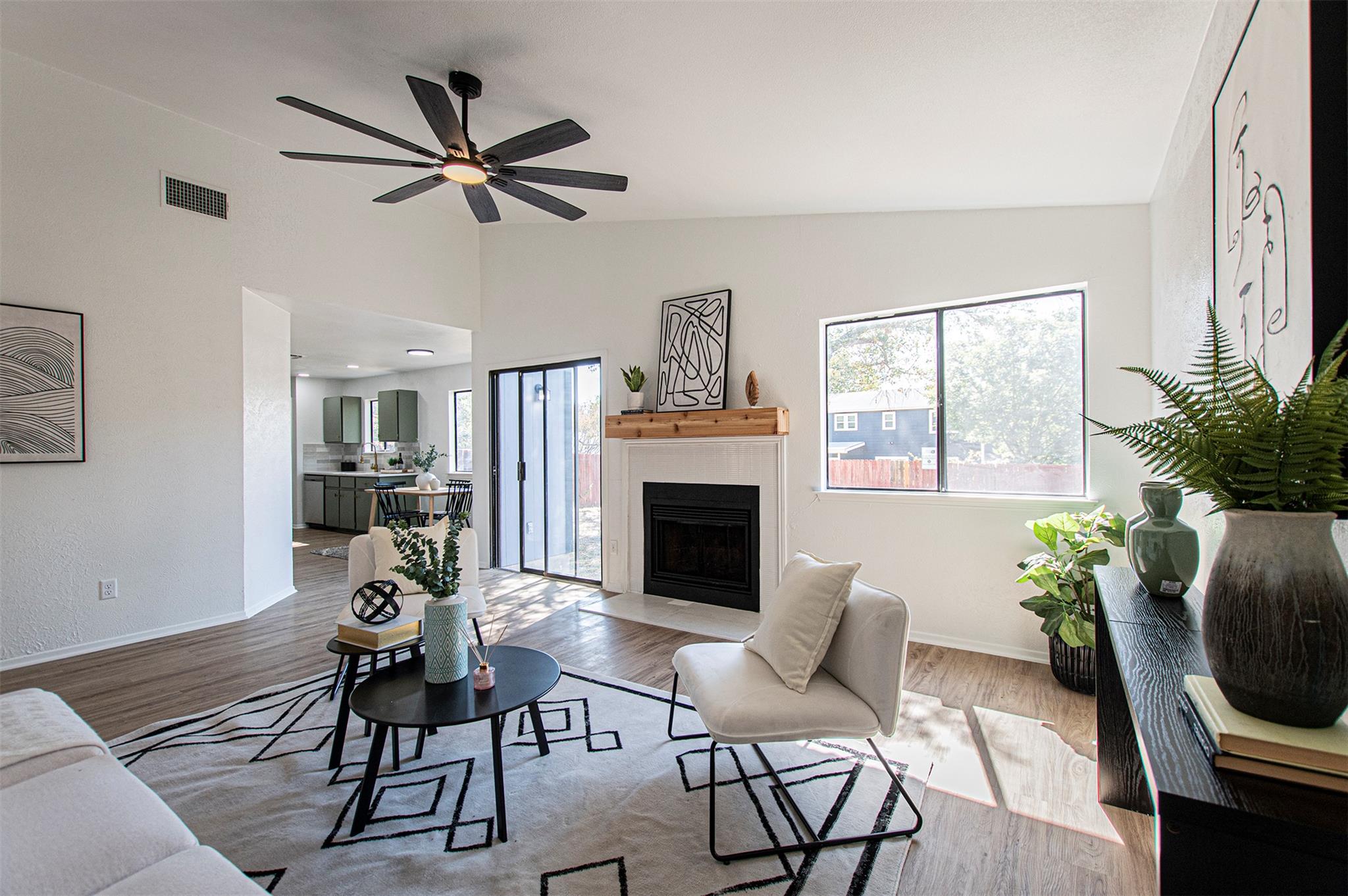 1305 Dominique Dr Property Photo 1