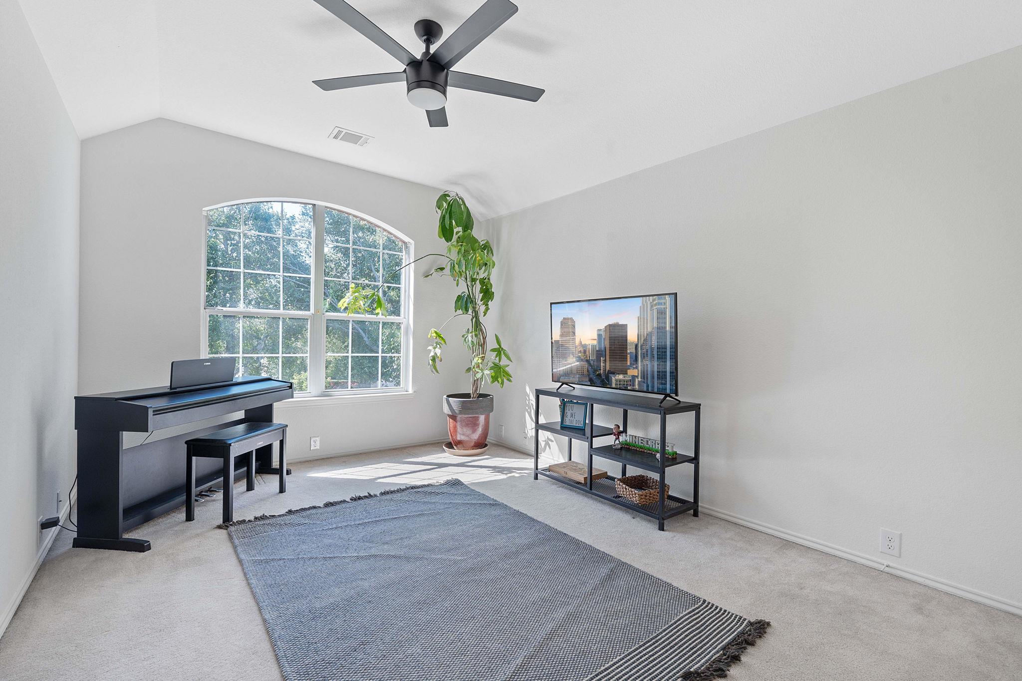 17813 Box Canyon Ter Property Photo 12