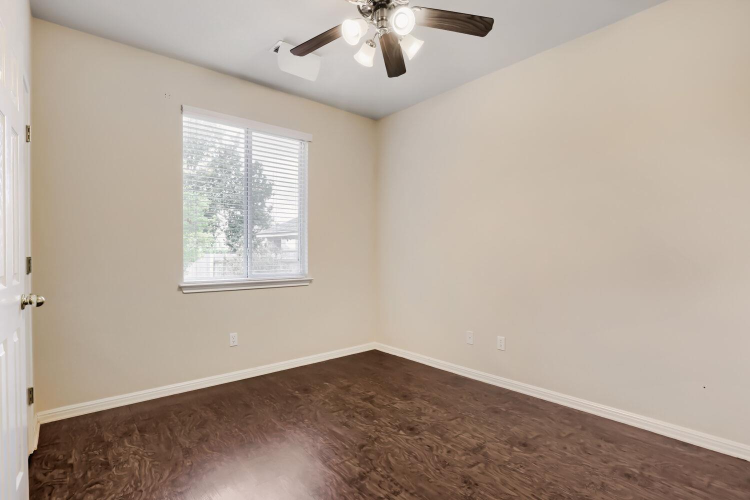 9632 Morgan Creek Dr Property Photo 7