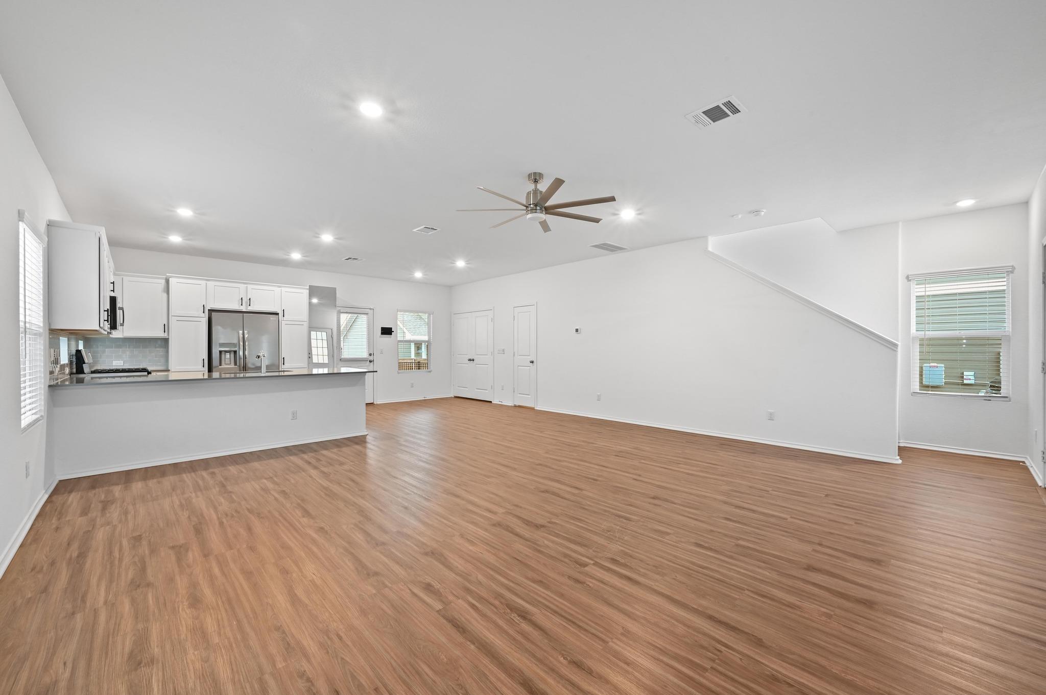 167 Rioja None #(main House) Property Photo 6