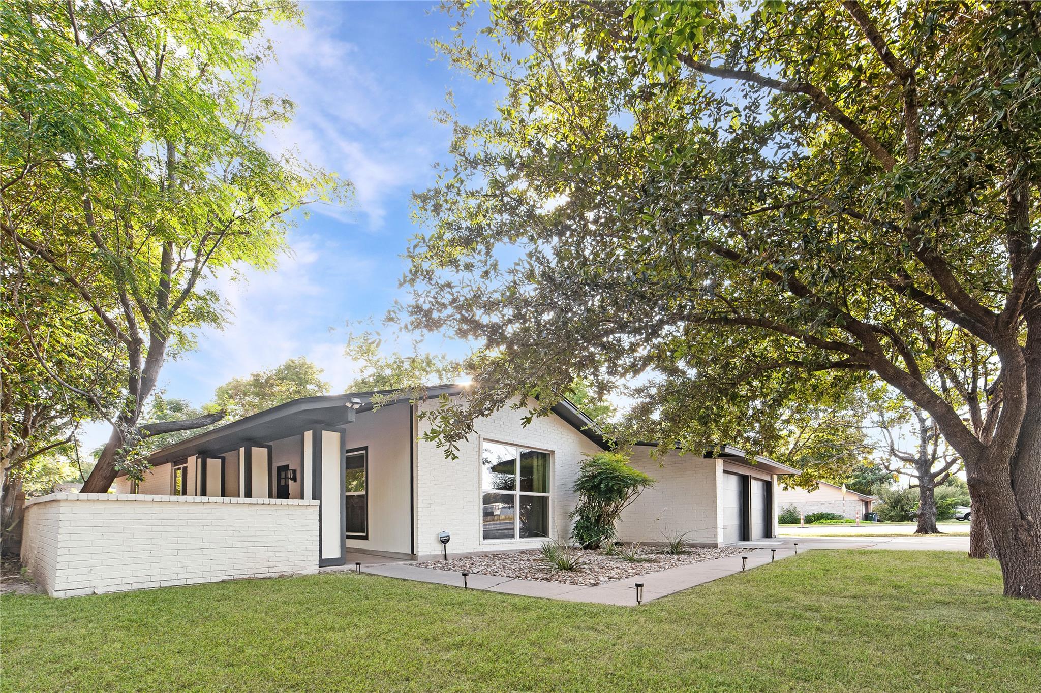 1415 Mearns Meadow Blvd Property Photo 15