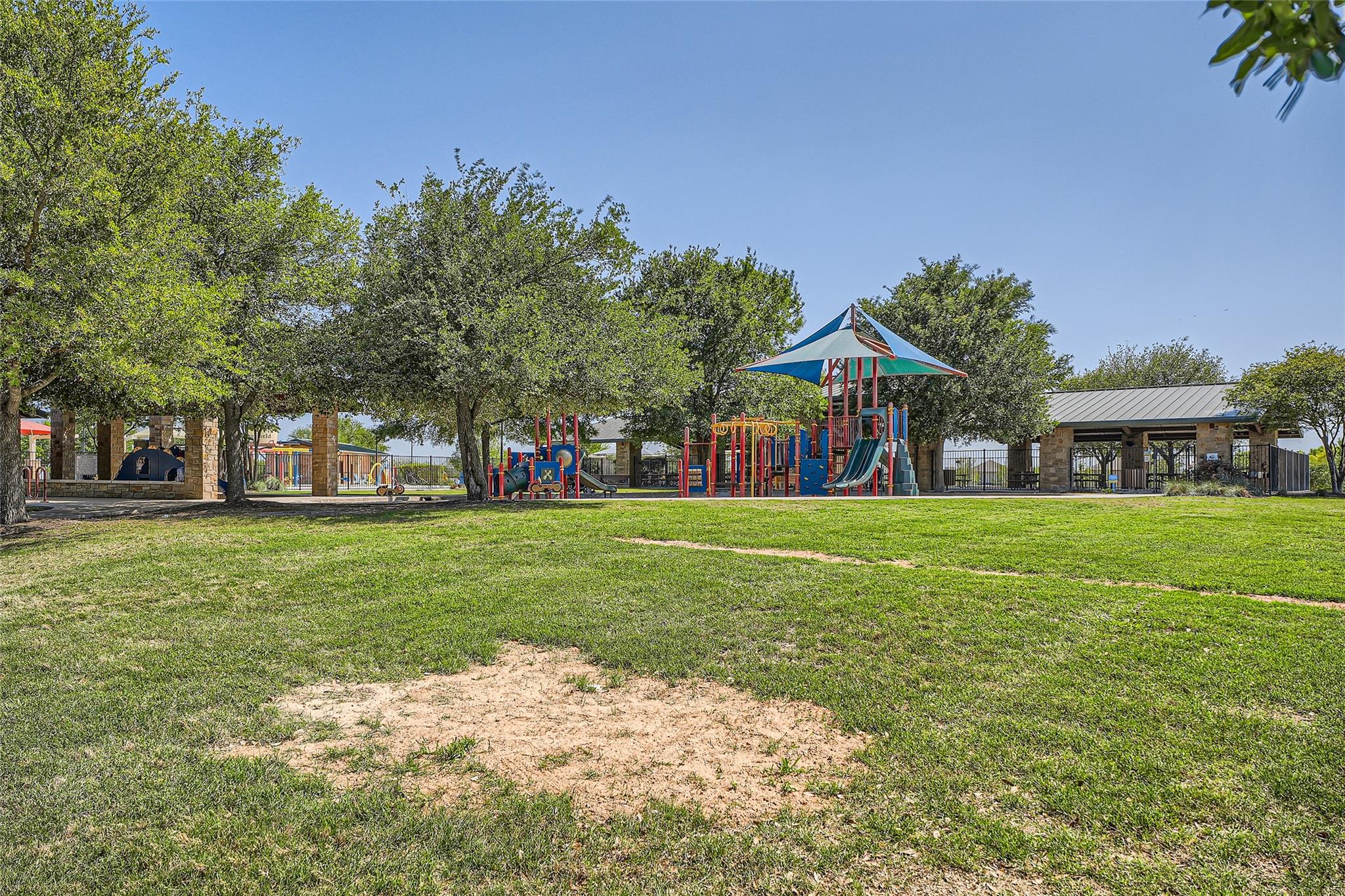 184 Palm Dr Property Photo 31