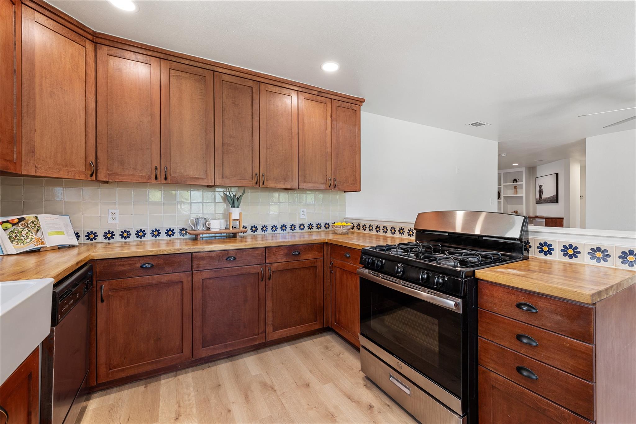 5204 Wayborne Hill Dr Property Photo 14