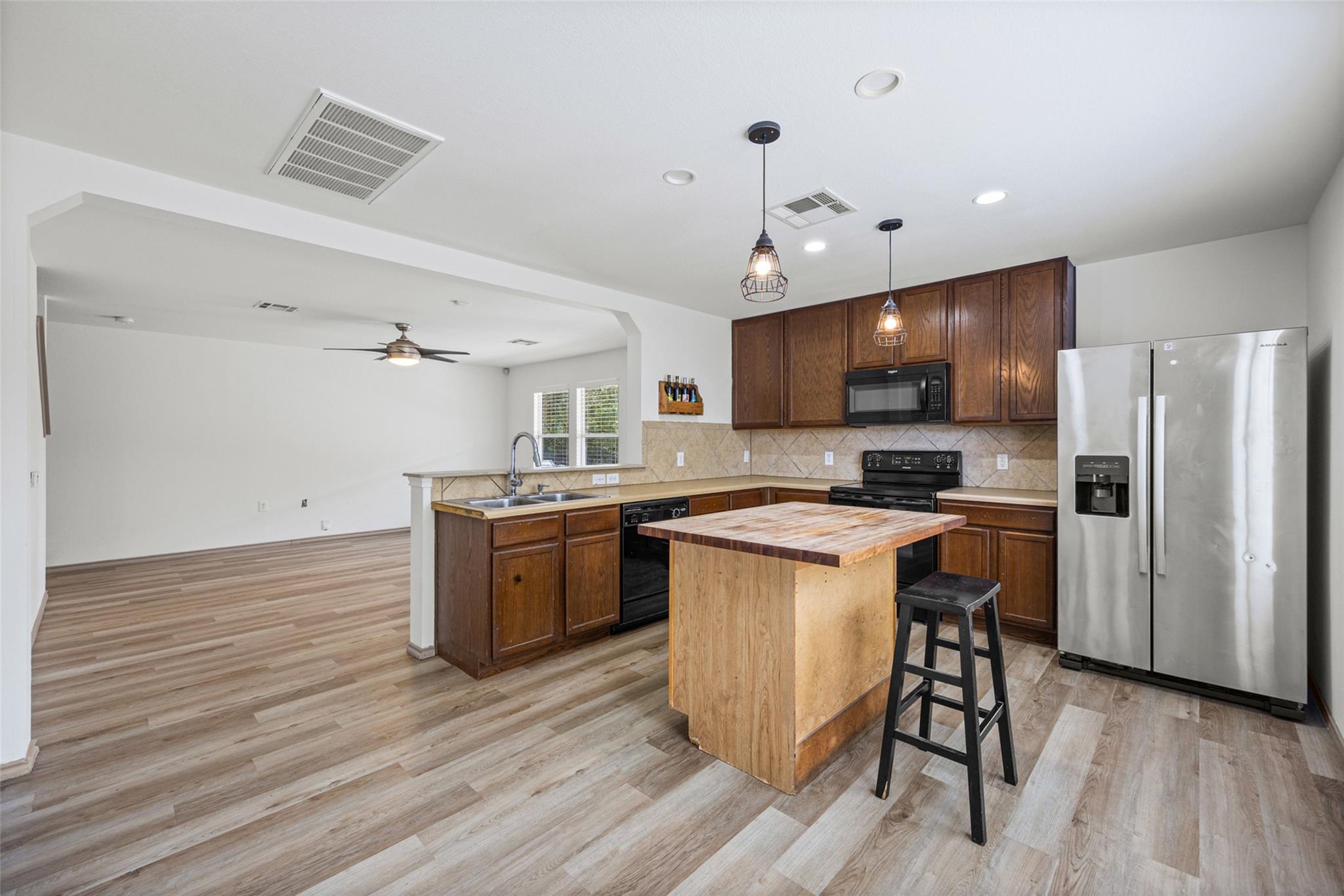 4679220 Property Photo 3