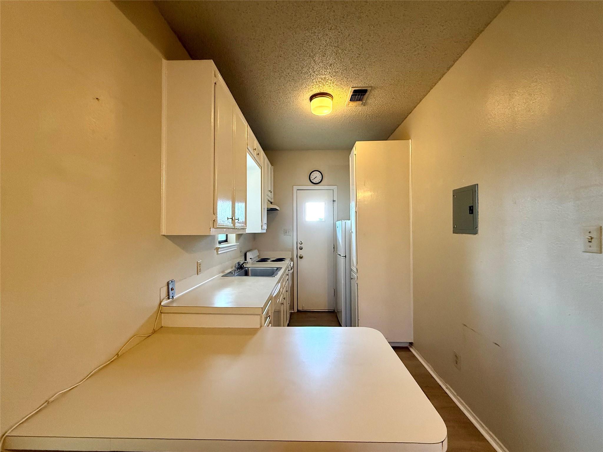 4401 Speedway None #305 Property Photo 2