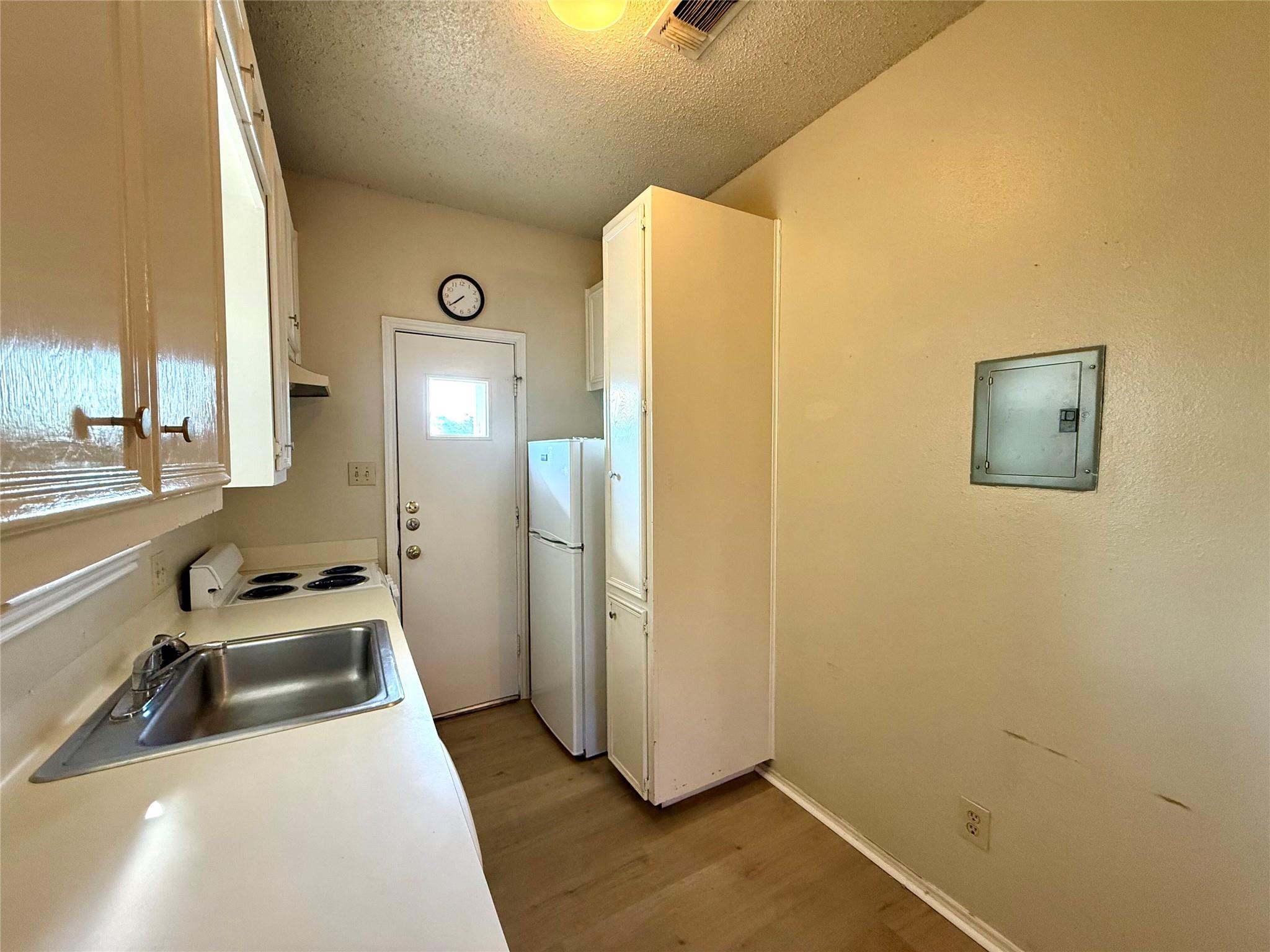 4401 Speedway None #305 Property Photo 4