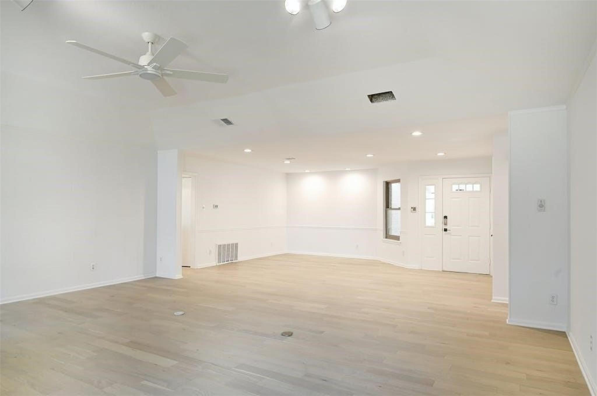 2115 Wychwood Dr Property Photo 4