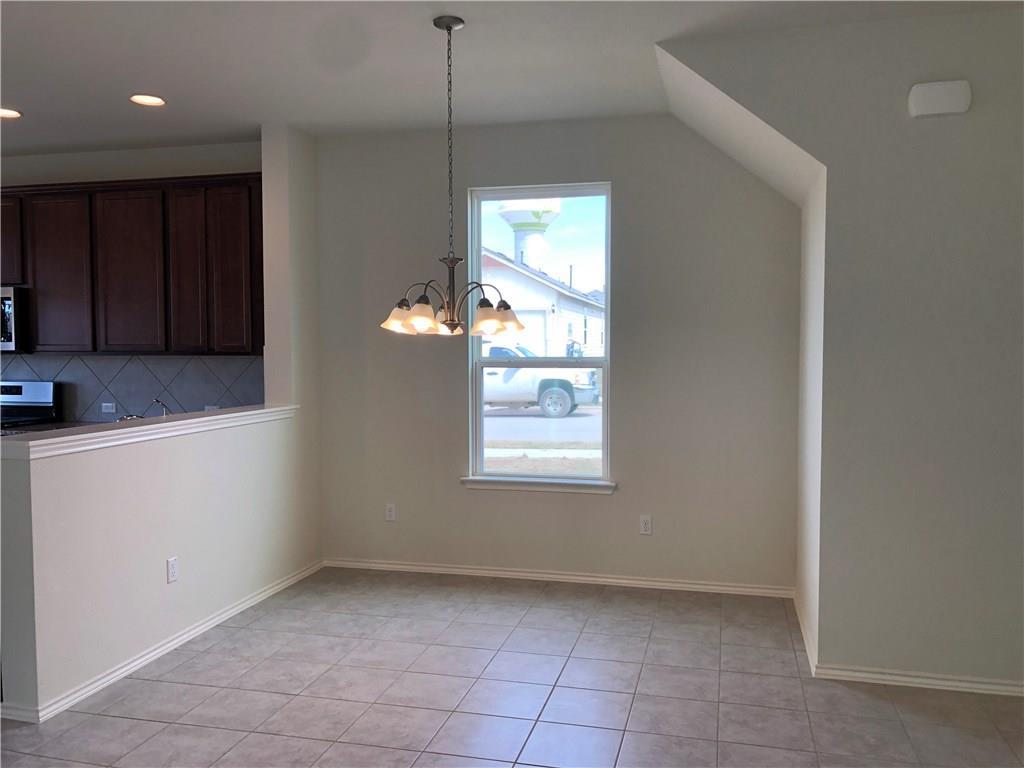 108 Yellowbark St Property Photo 5